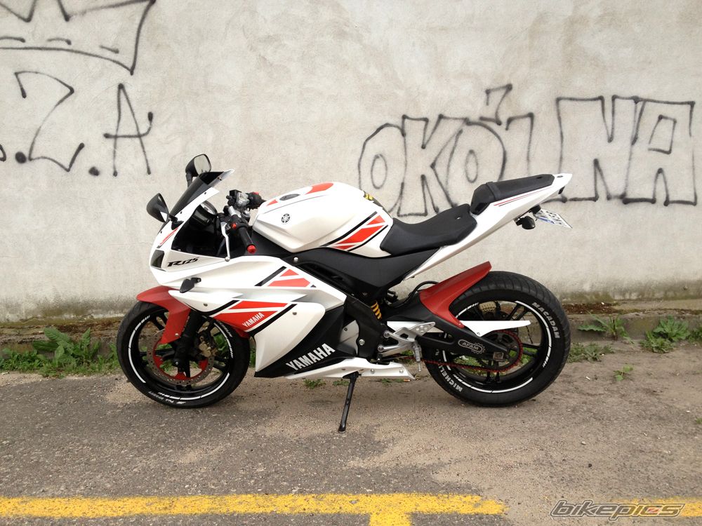 2012 YAMAHA YZF R125 | Picture 2576916 motorcycle photo