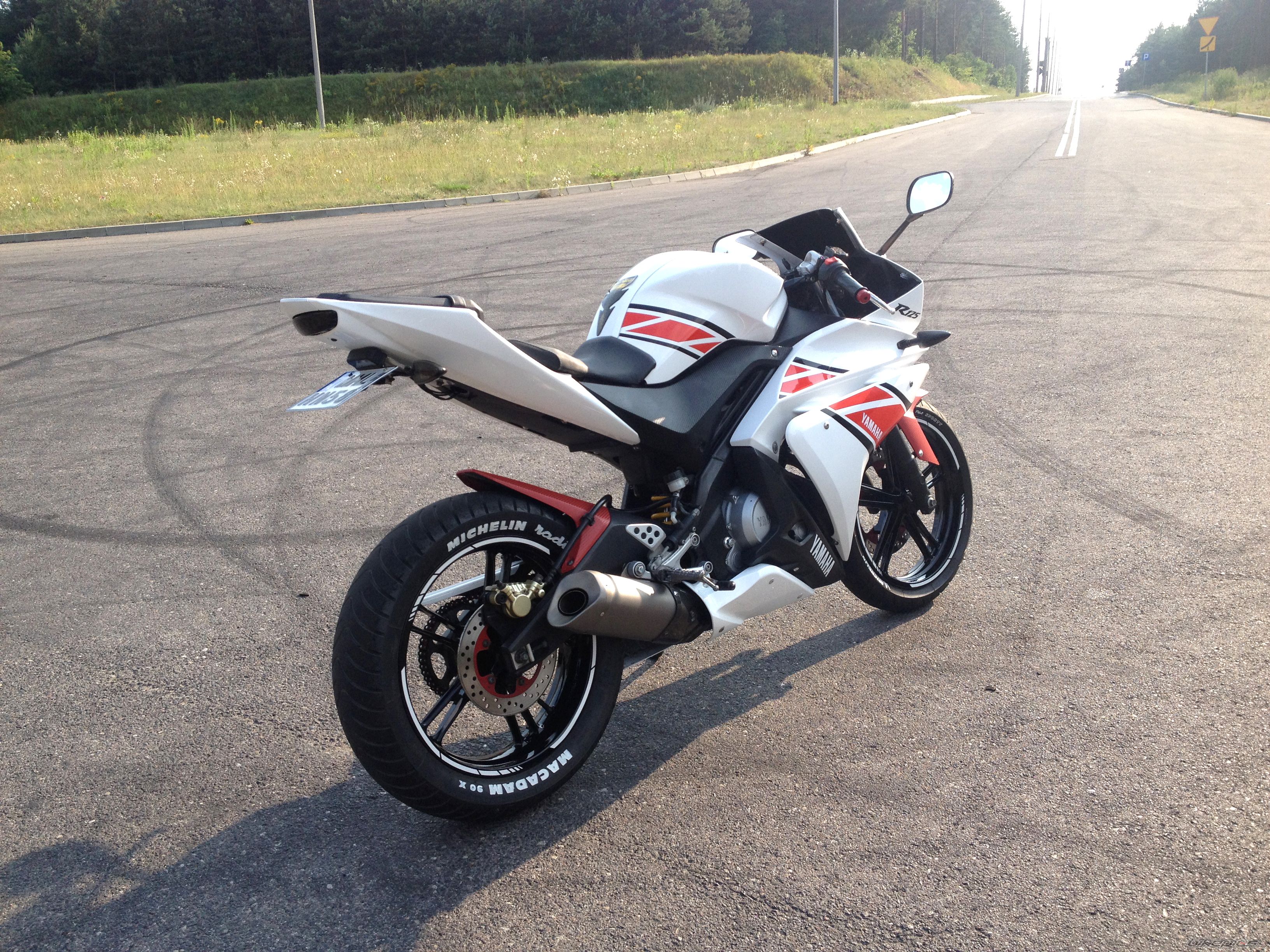 2012 YAMAHA YZF R125 | Picture 2576917 motorcycle photo