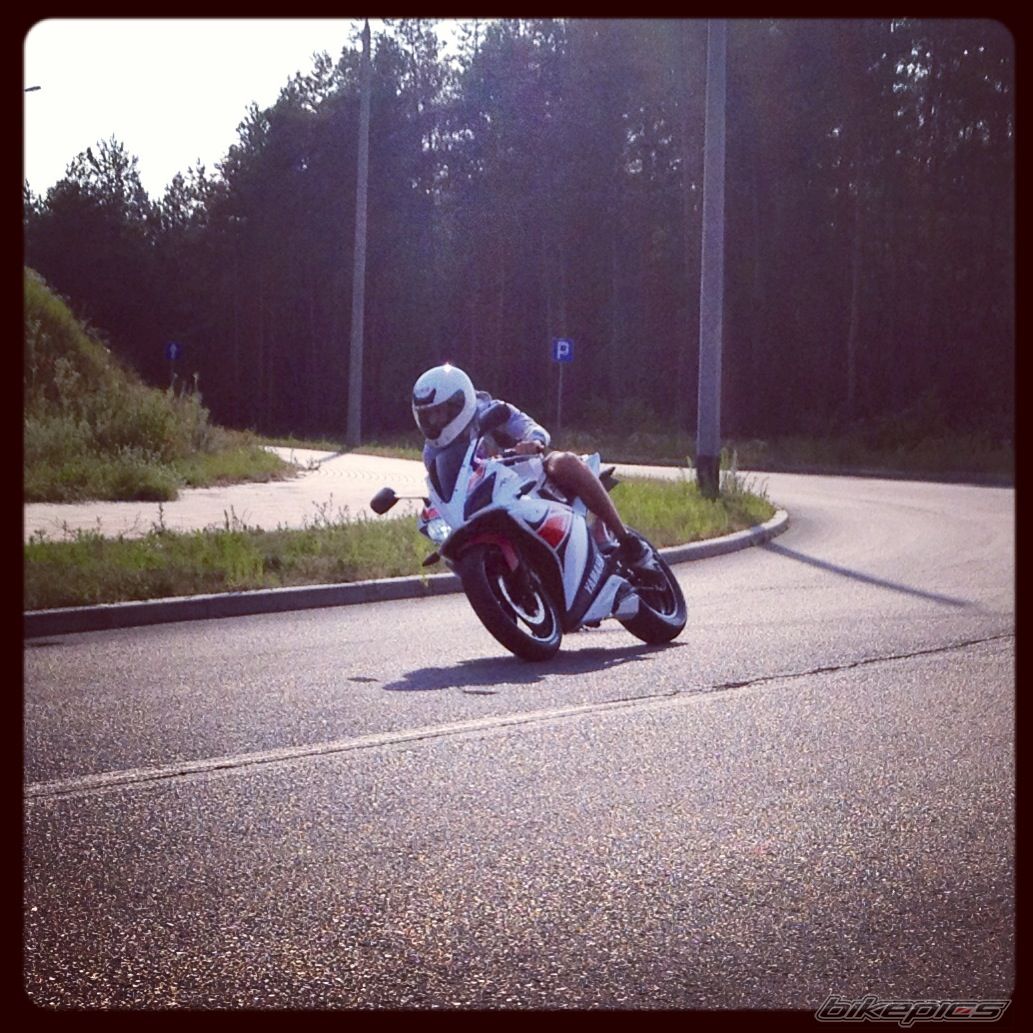 2012 YAMAHA YZF R125 | Picture 2576918 motorcycle photo