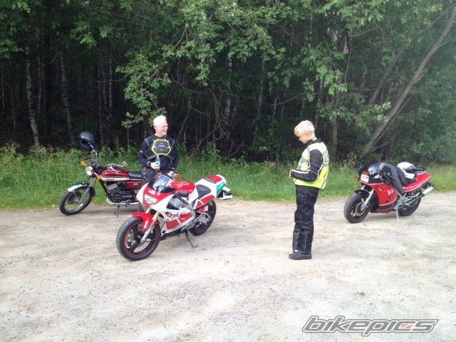 1988 YAMAHA RD 500 | Picture 2577650 motorcycle photo