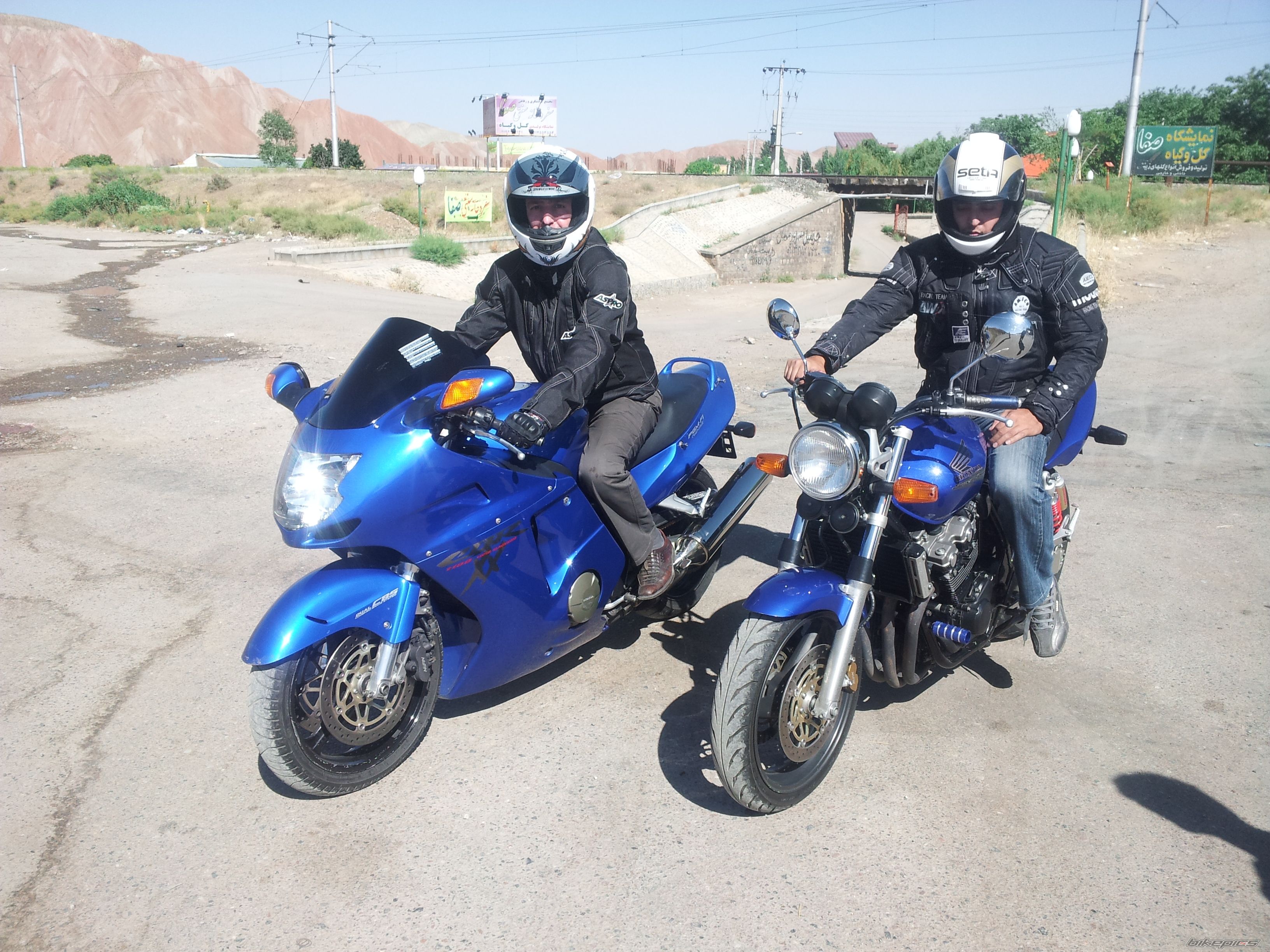 2004 HONDA CBR 1100 BLACKBIRD | Picture 2578628 motorcycle photo