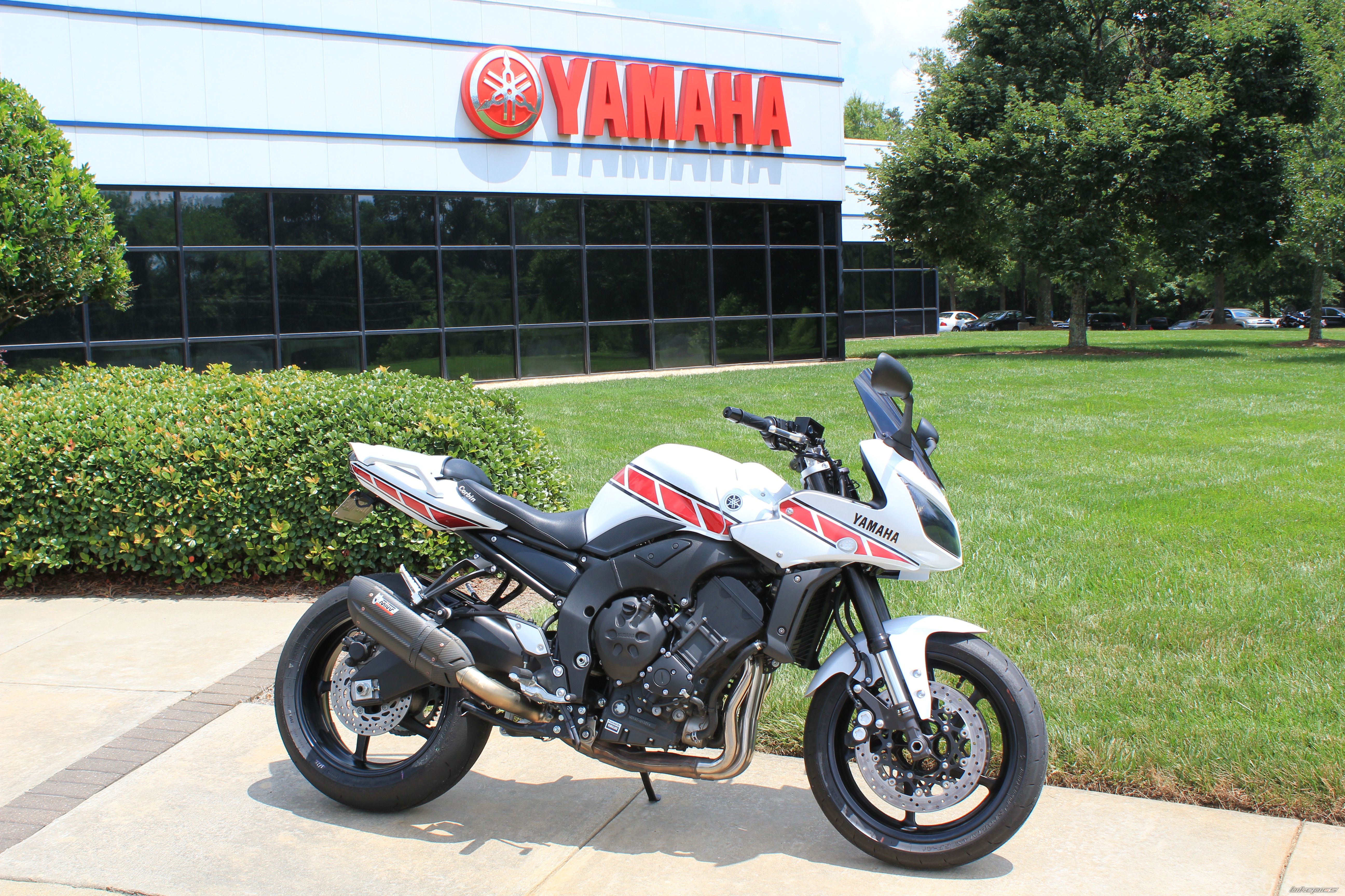 2012 YAMAHA FZ 1 | Picture 2578693 motorcycle photo