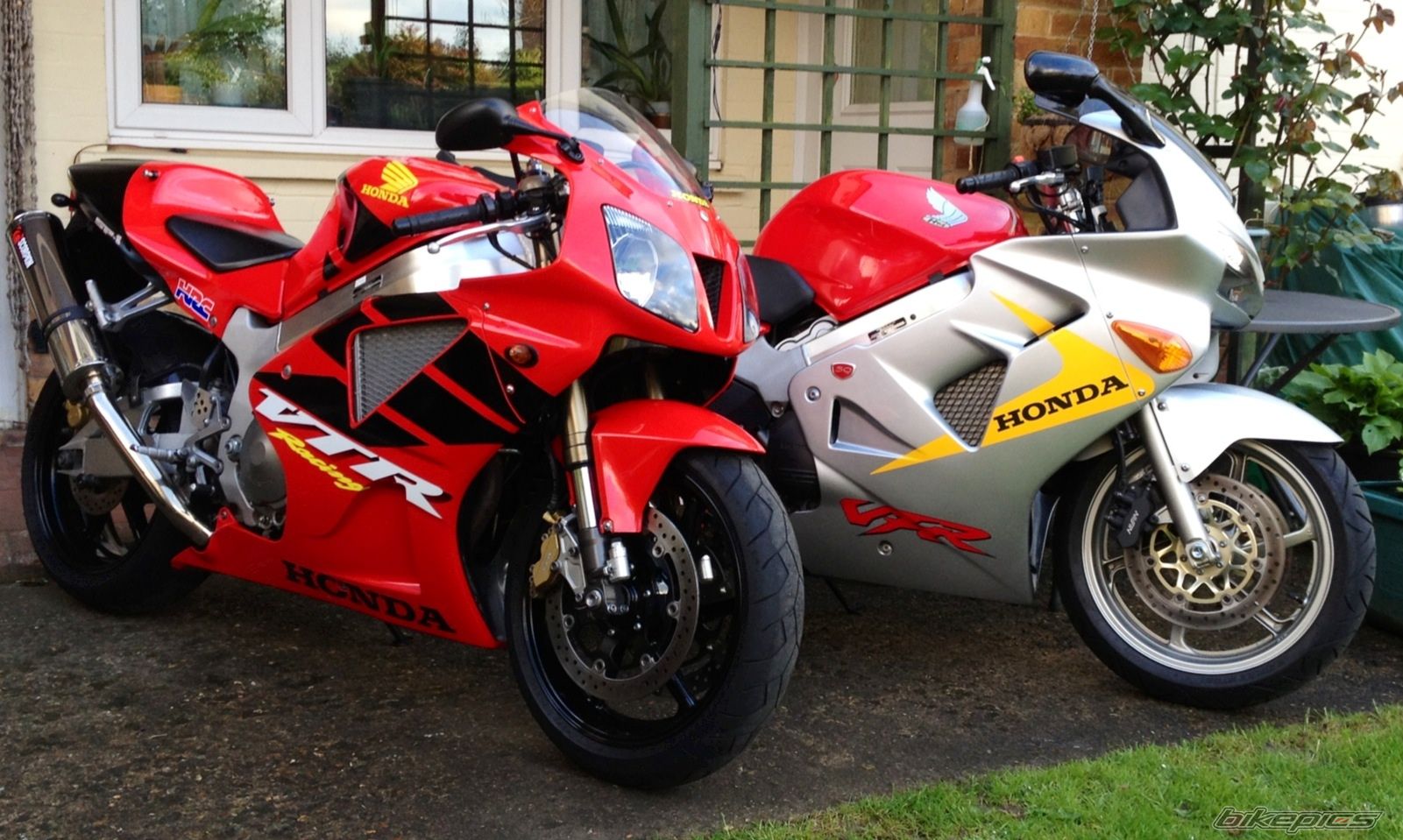 2000 HONDA VTR 1000 SP1 | Picture 2579326 motorcycle photo