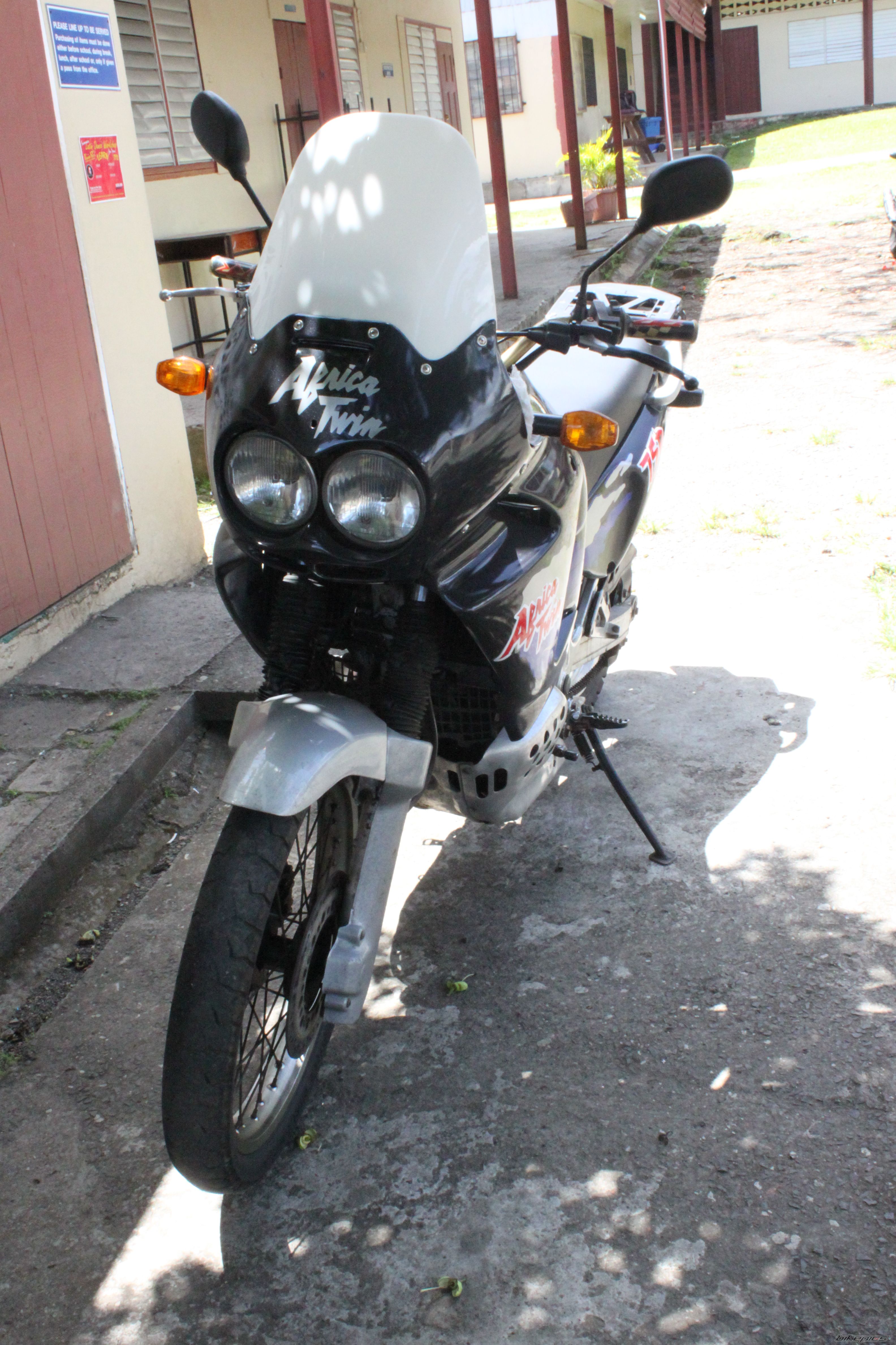 2001 YAMAHA TDM 850 | Picture 2579553 motorcycle photo