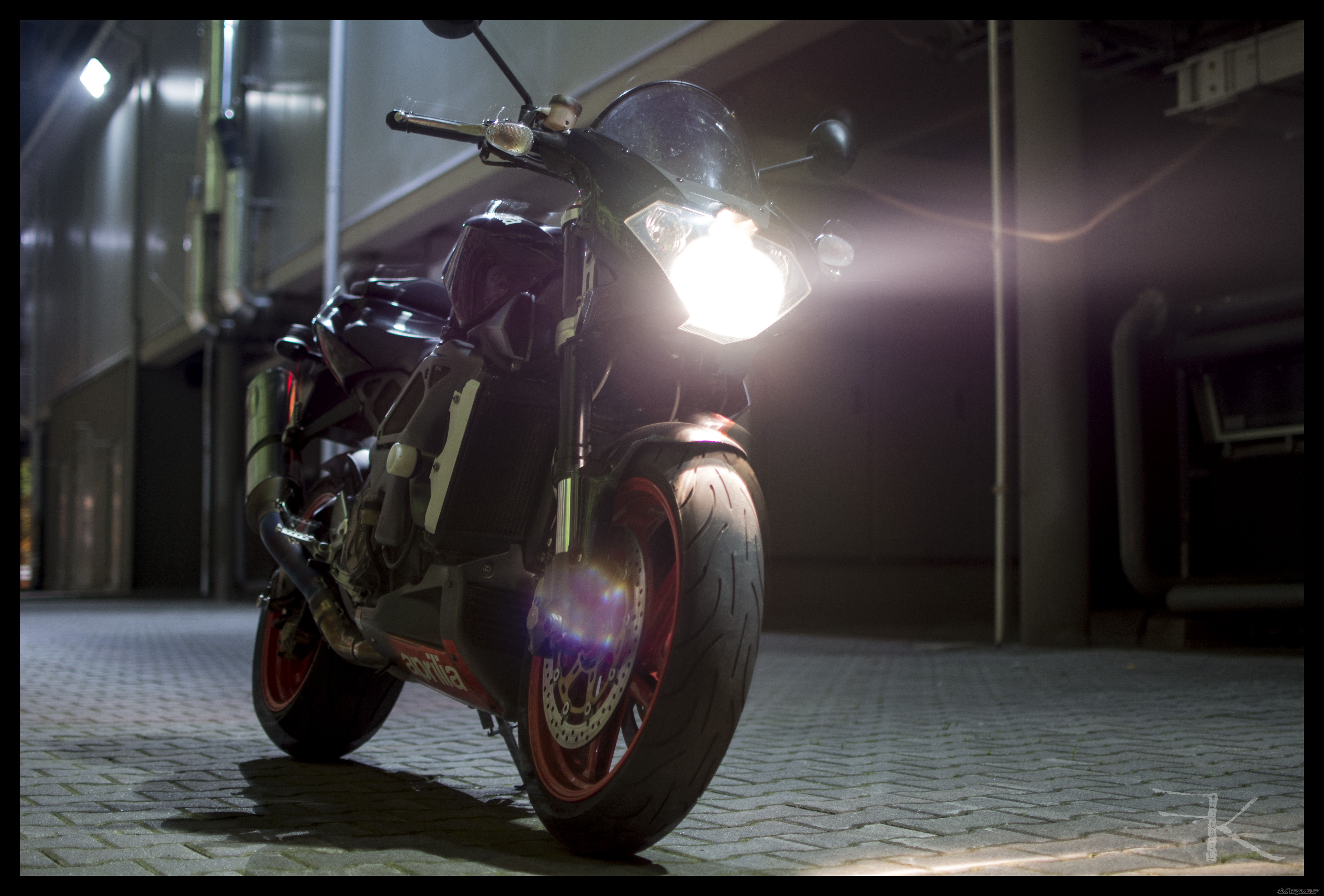 2005 APRILIA RSV MILLE TUONO | Picture 2580236 motorcycle photo