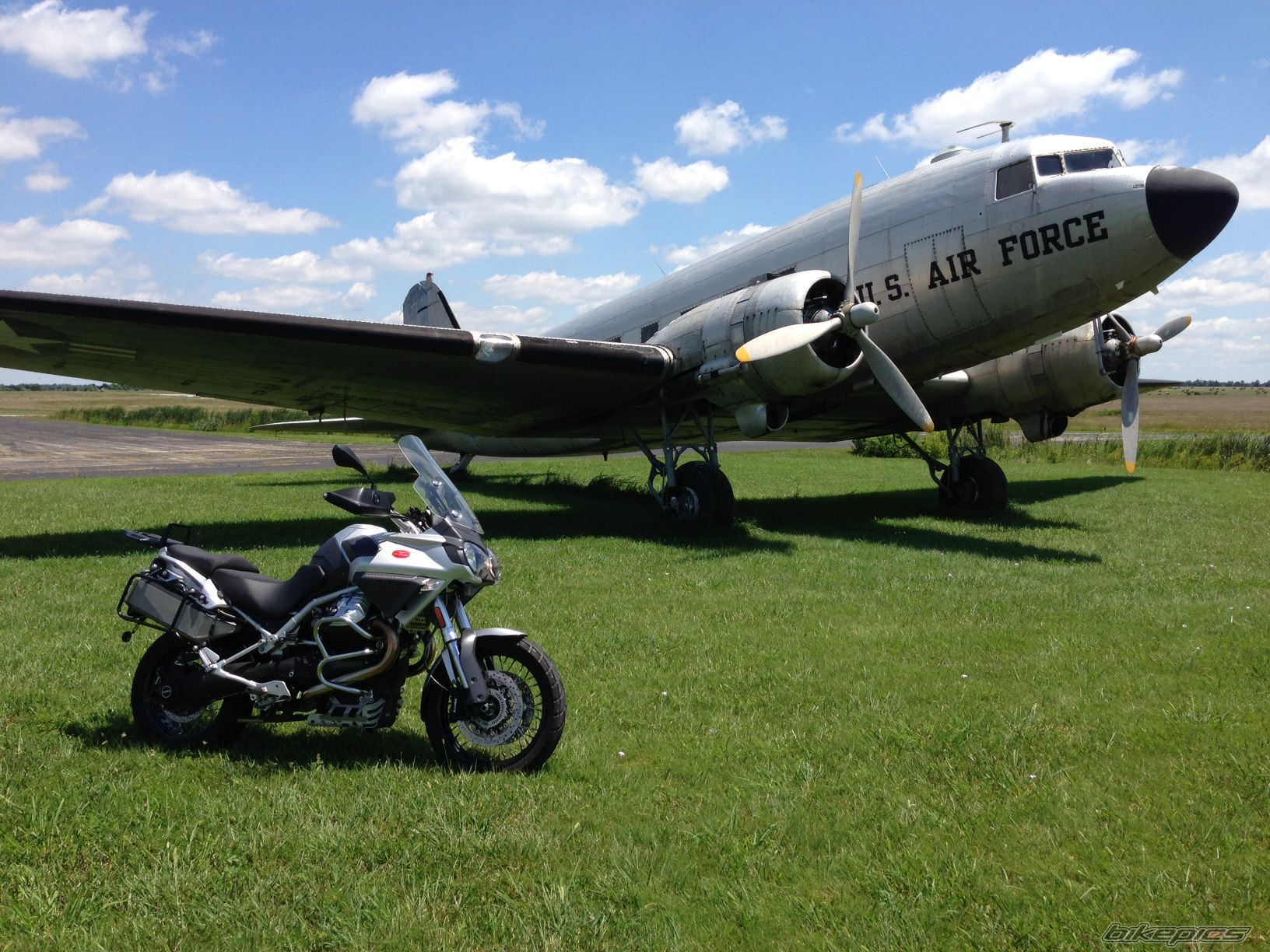 2010 MOTO GUZZI STELVIO 1200 | Picture 2580590 motorcycle photo