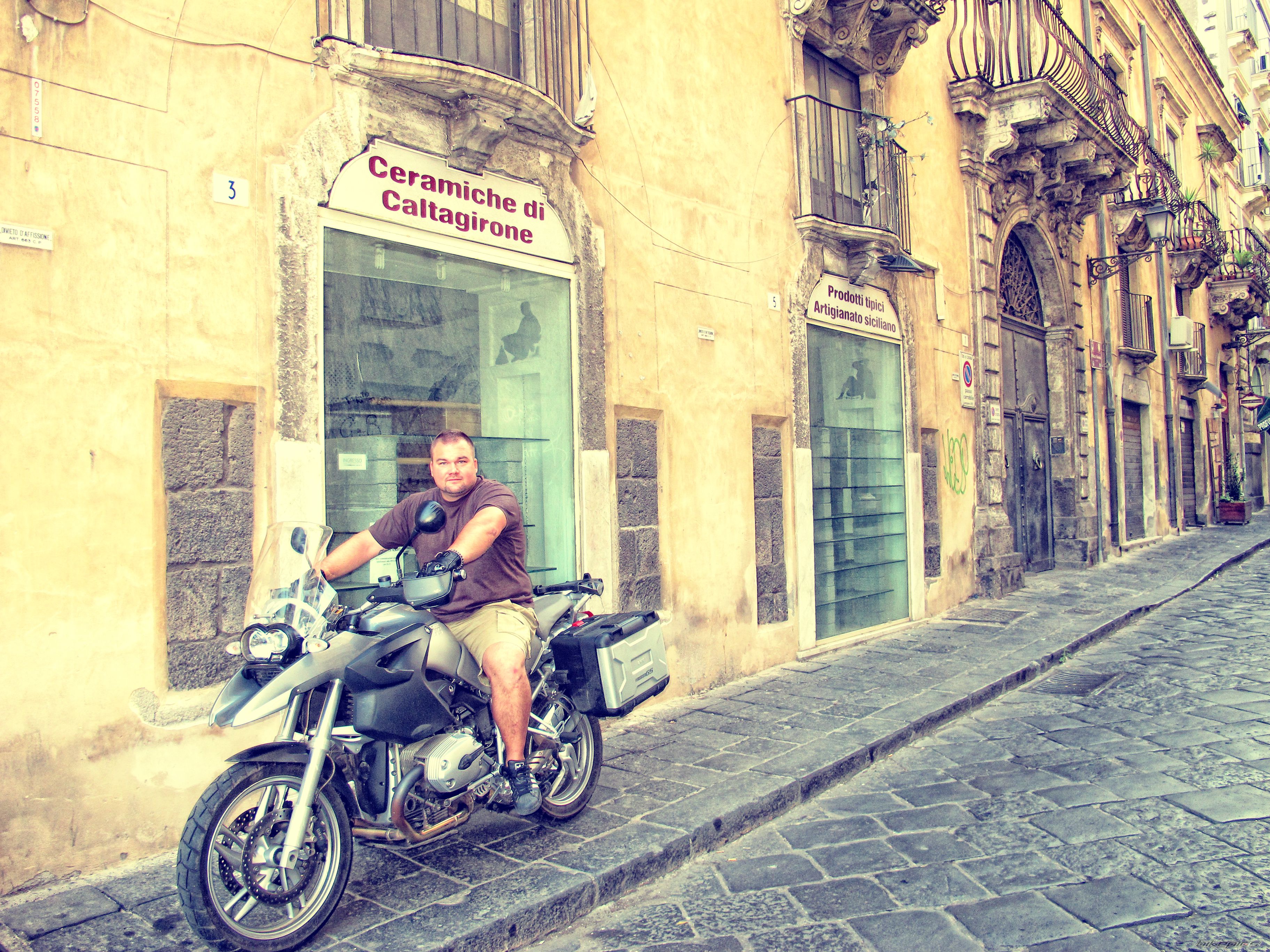    | Picture 2580846 motorcycle photo