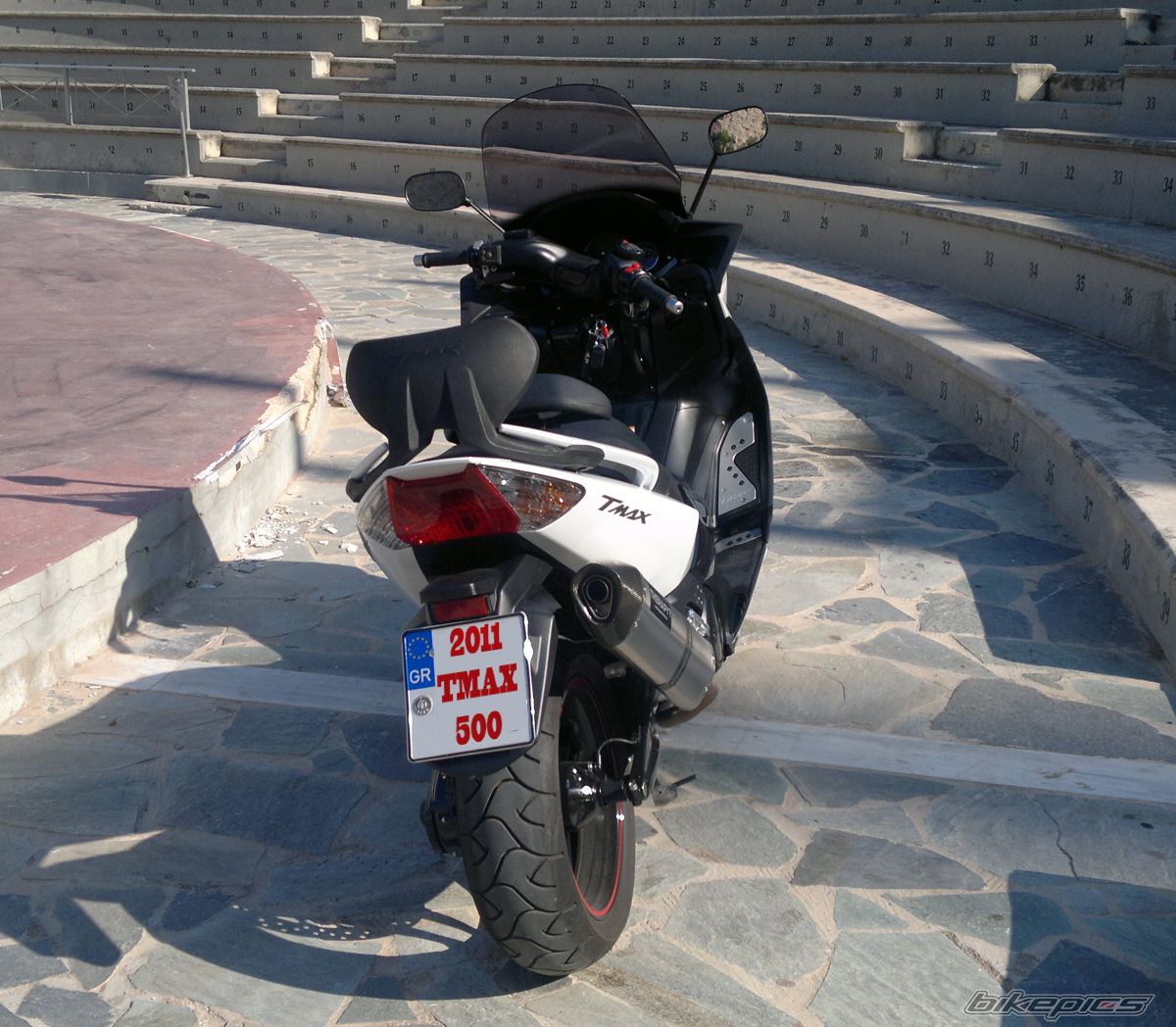 2011 YAMAHA TMAX 500 | Picture 2581592 motorcycle photo