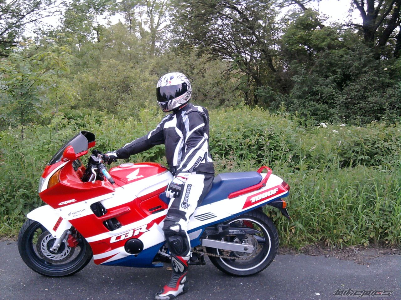 1992 HONDA CBR 1000 F | Picture 2581730 motorcycle photo