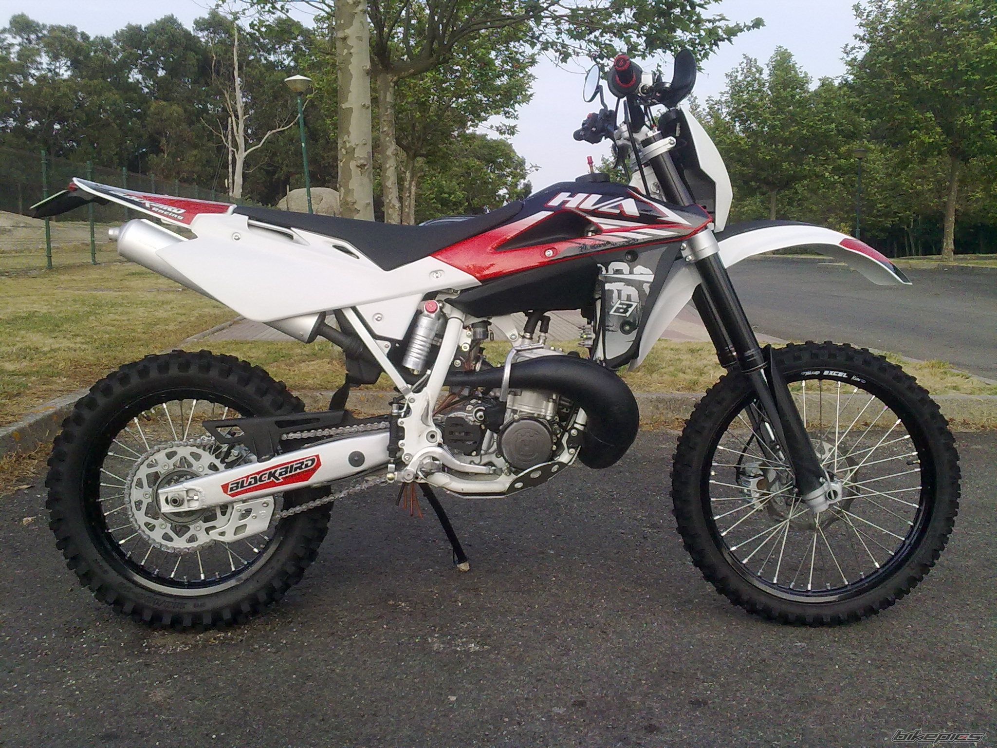2010 HUSQVARNA WR300 | Picture 2582930 motorcycle photo