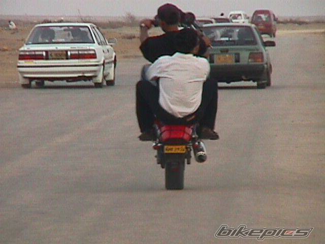 2000 HONDA CBR 900 | Picture 2583 motorcycle photo