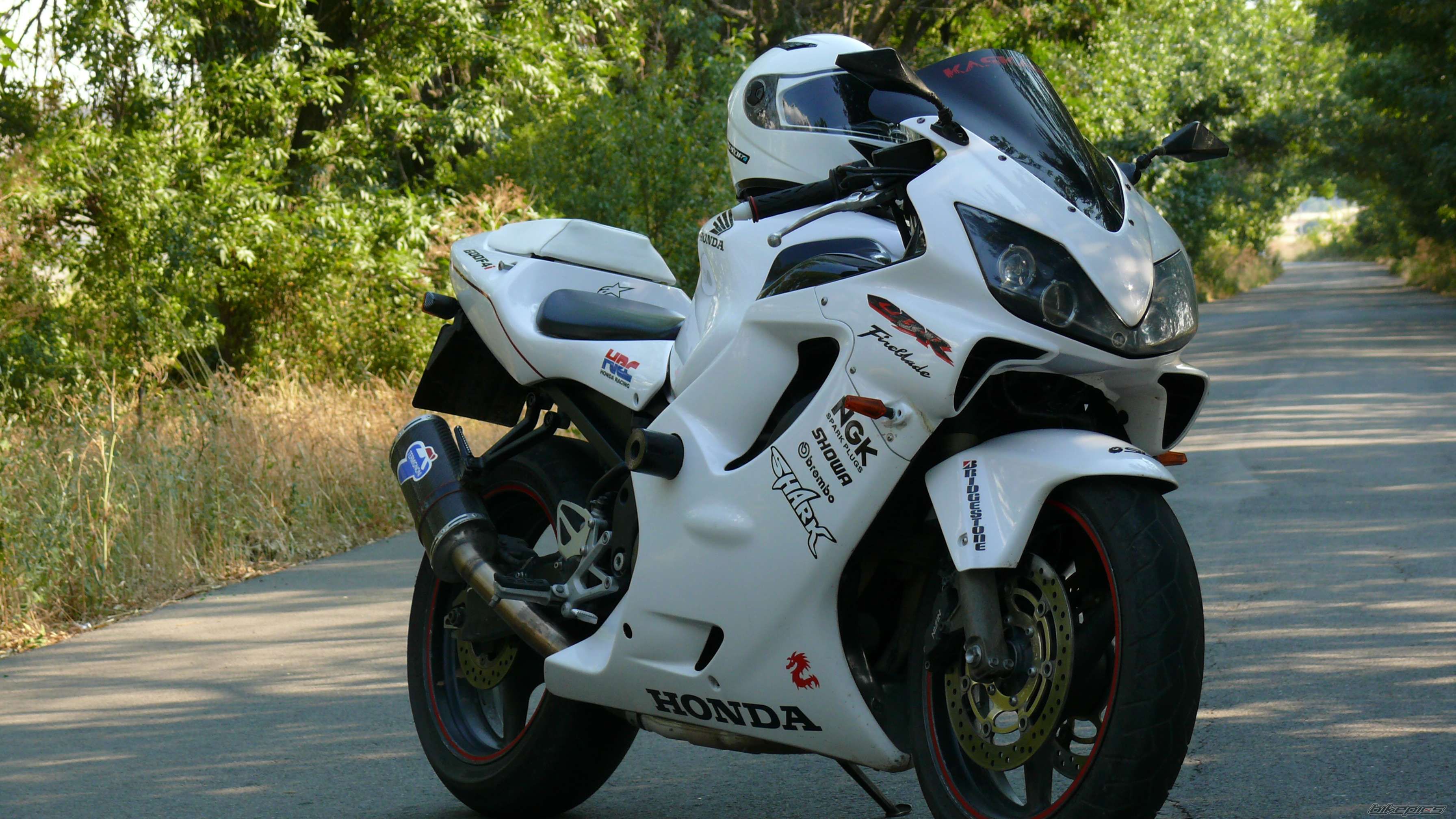 2002 HONDA CBR 600 F4I | Picture 2583702 motorcycle photo