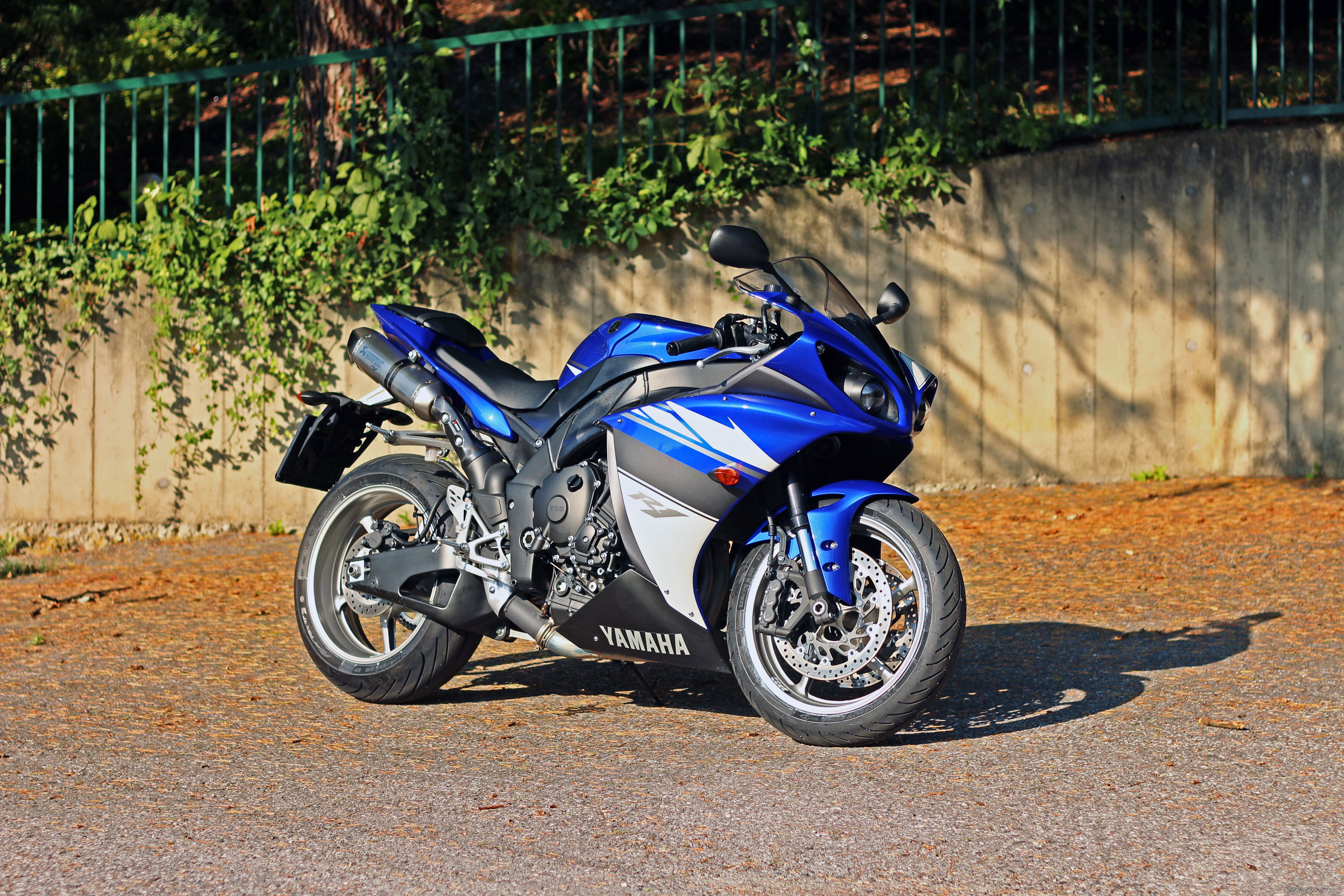 2013 YAMAHA YZF R1 | Picture 2585819 motorcycle photo