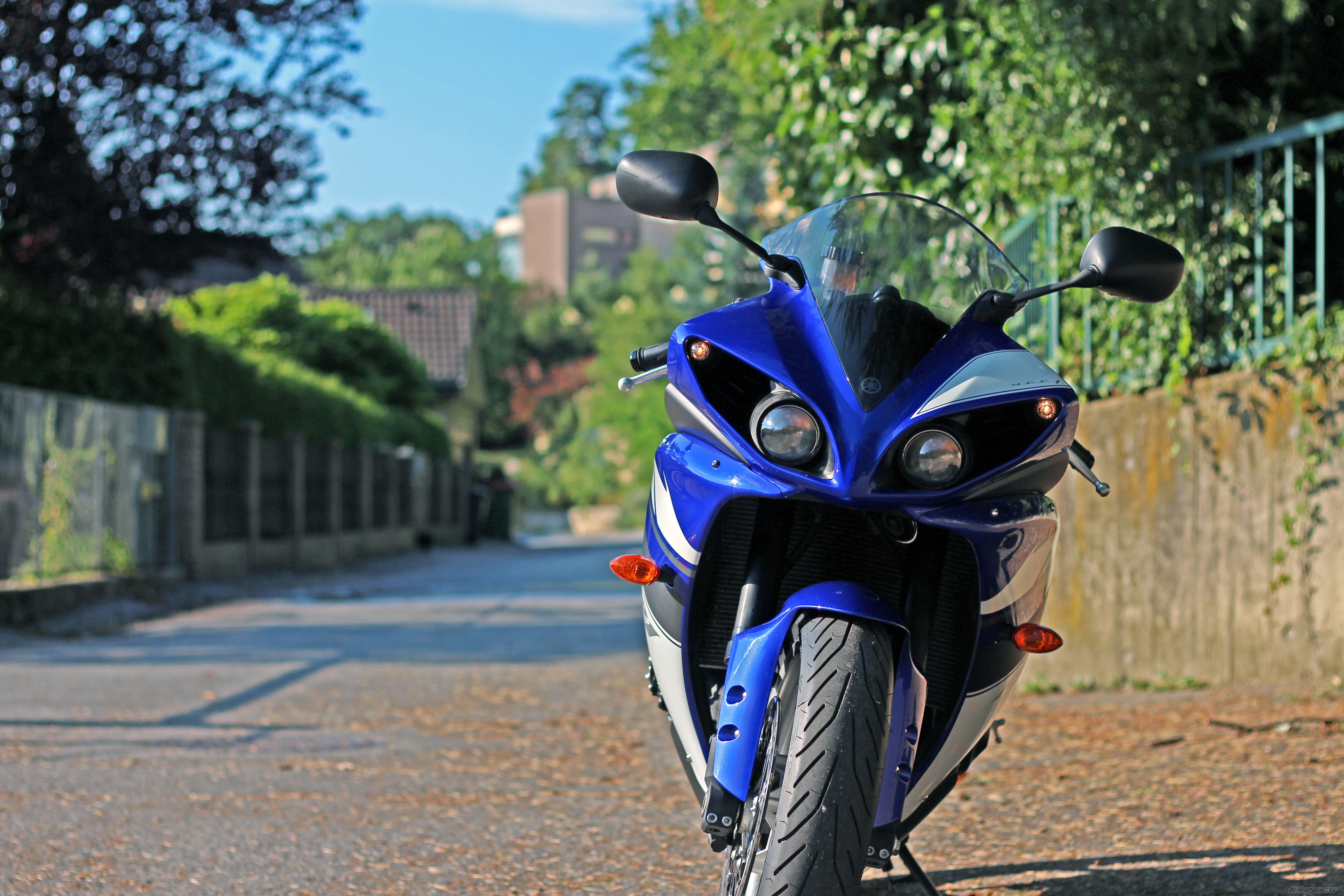 2013 YAMAHA YZF R1 | Picture 2585822 motorcycle photo