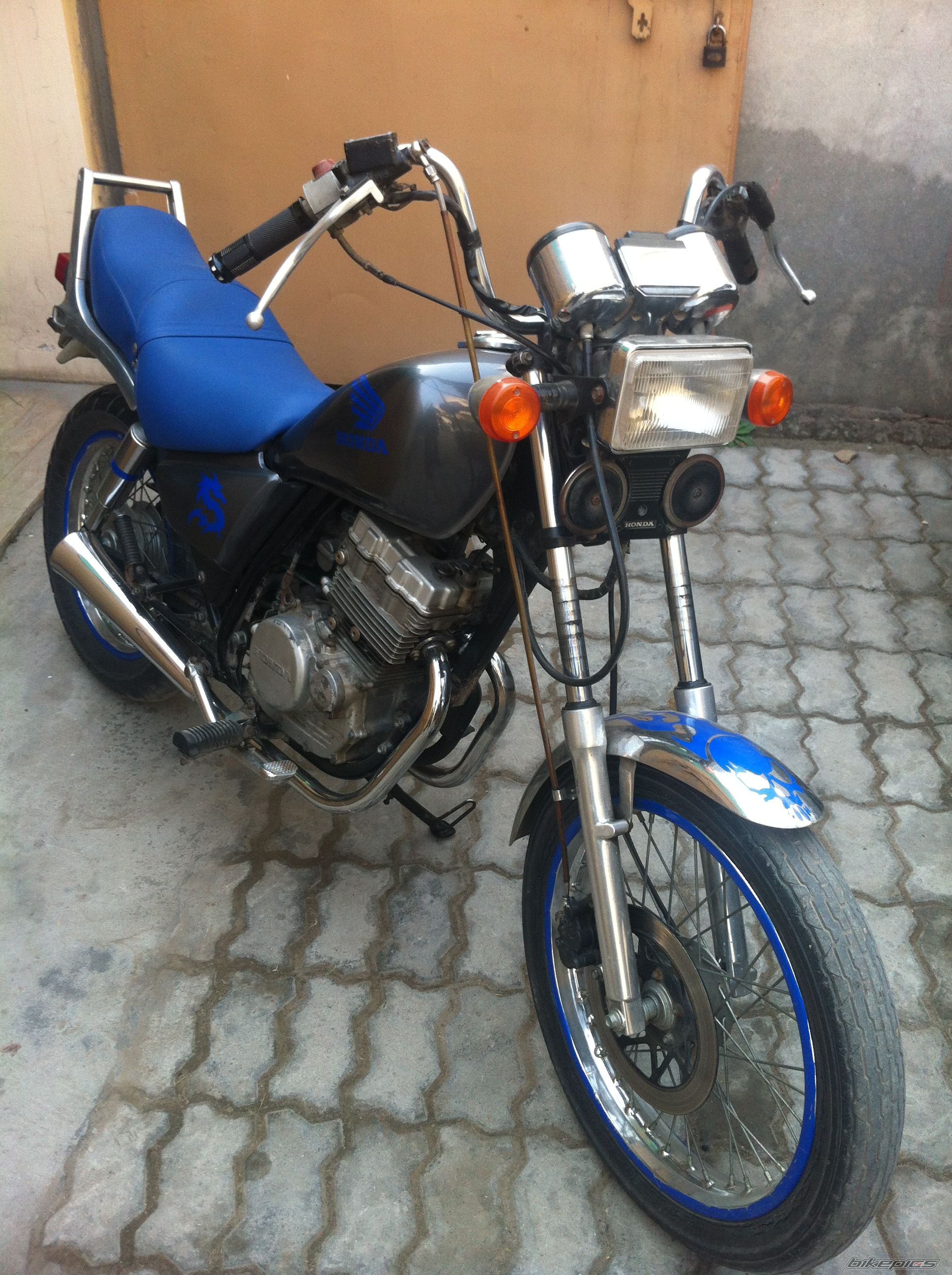 1993 HONDA HONDA CBX125F CUSTOM | Picture 2586842 motorcycle photo