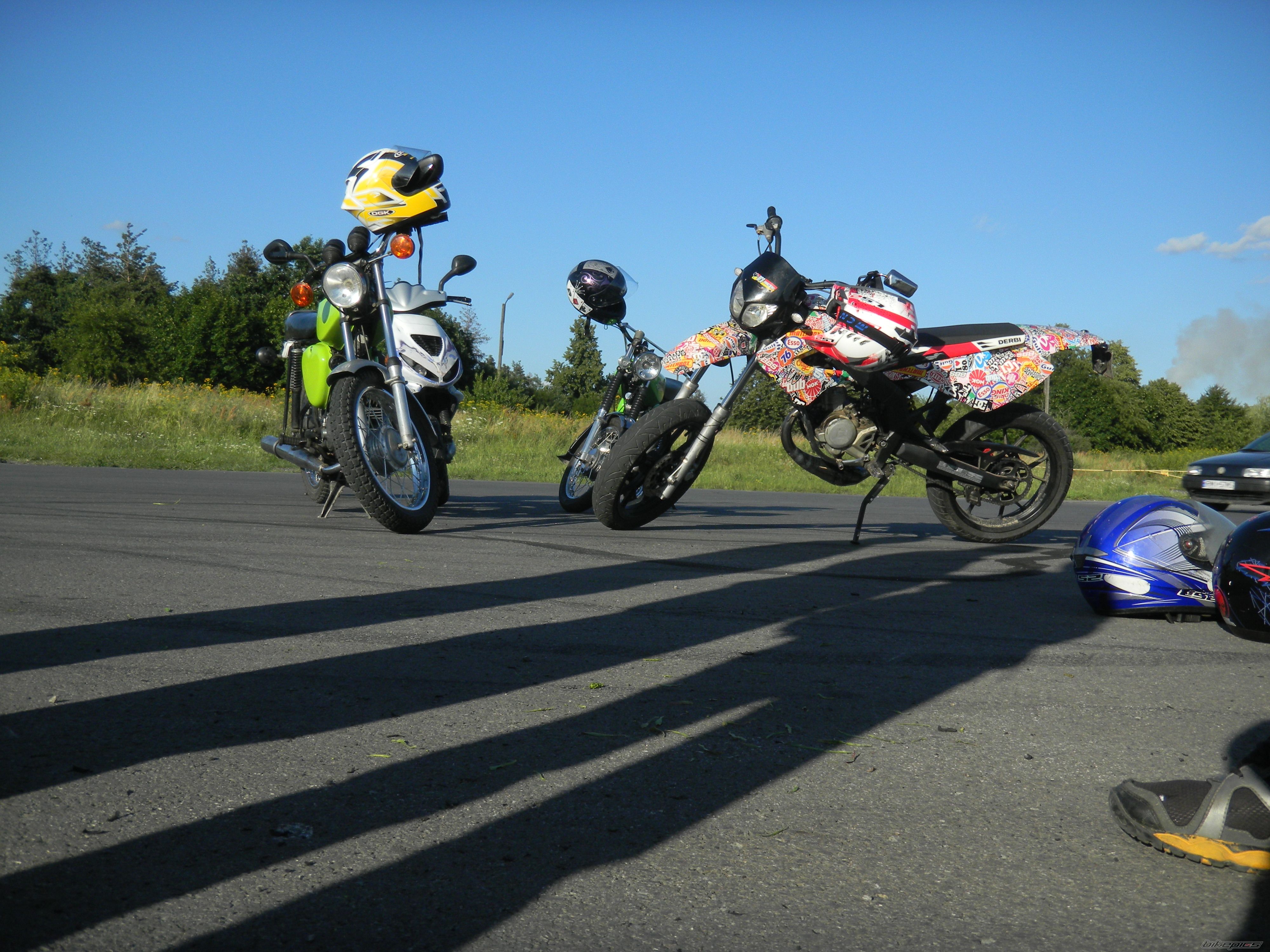    | Picture 2587364 motorcycle photo