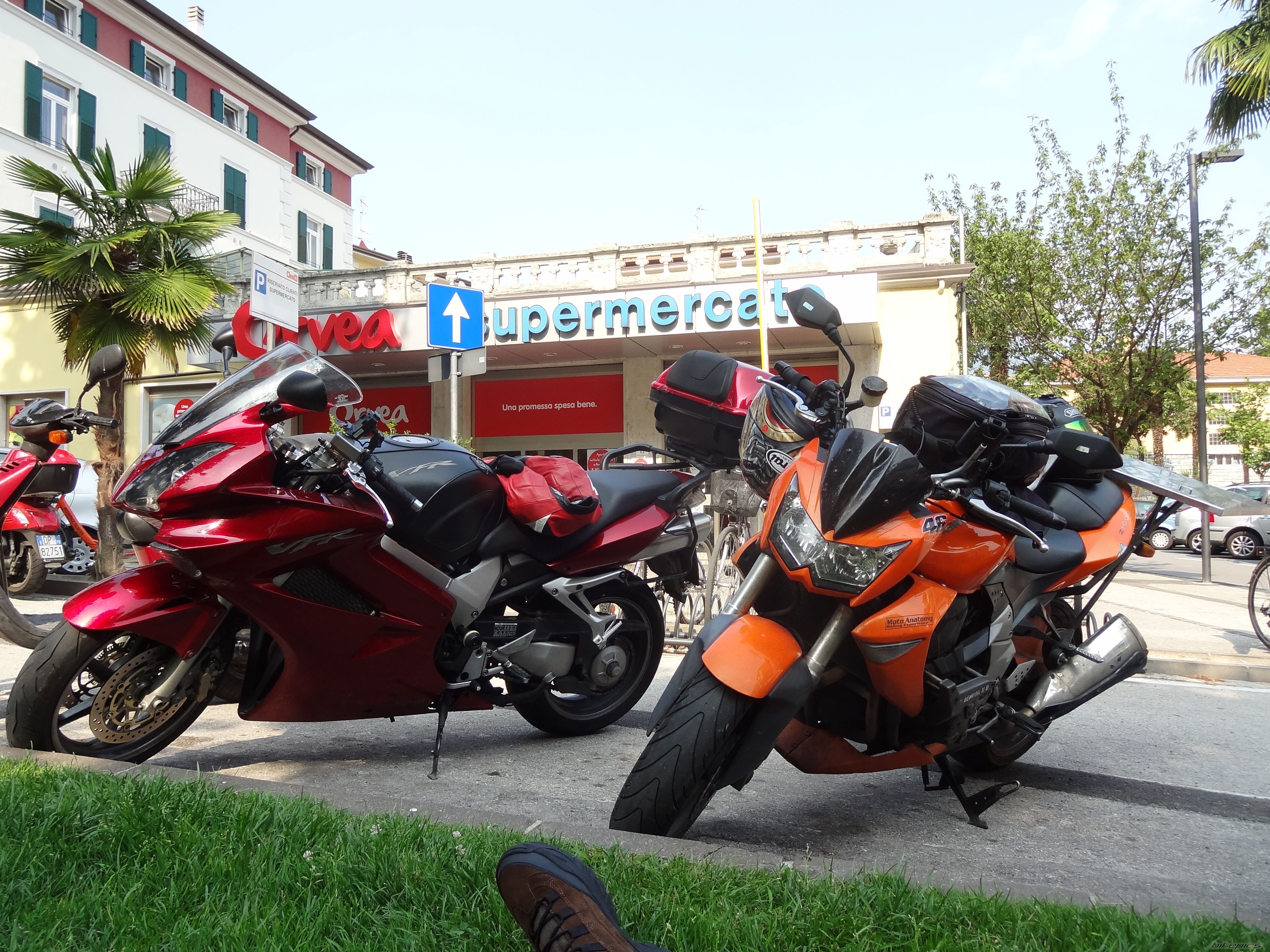 2007 HONDA VFR 800 | Picture 2589910 motorcycle photo