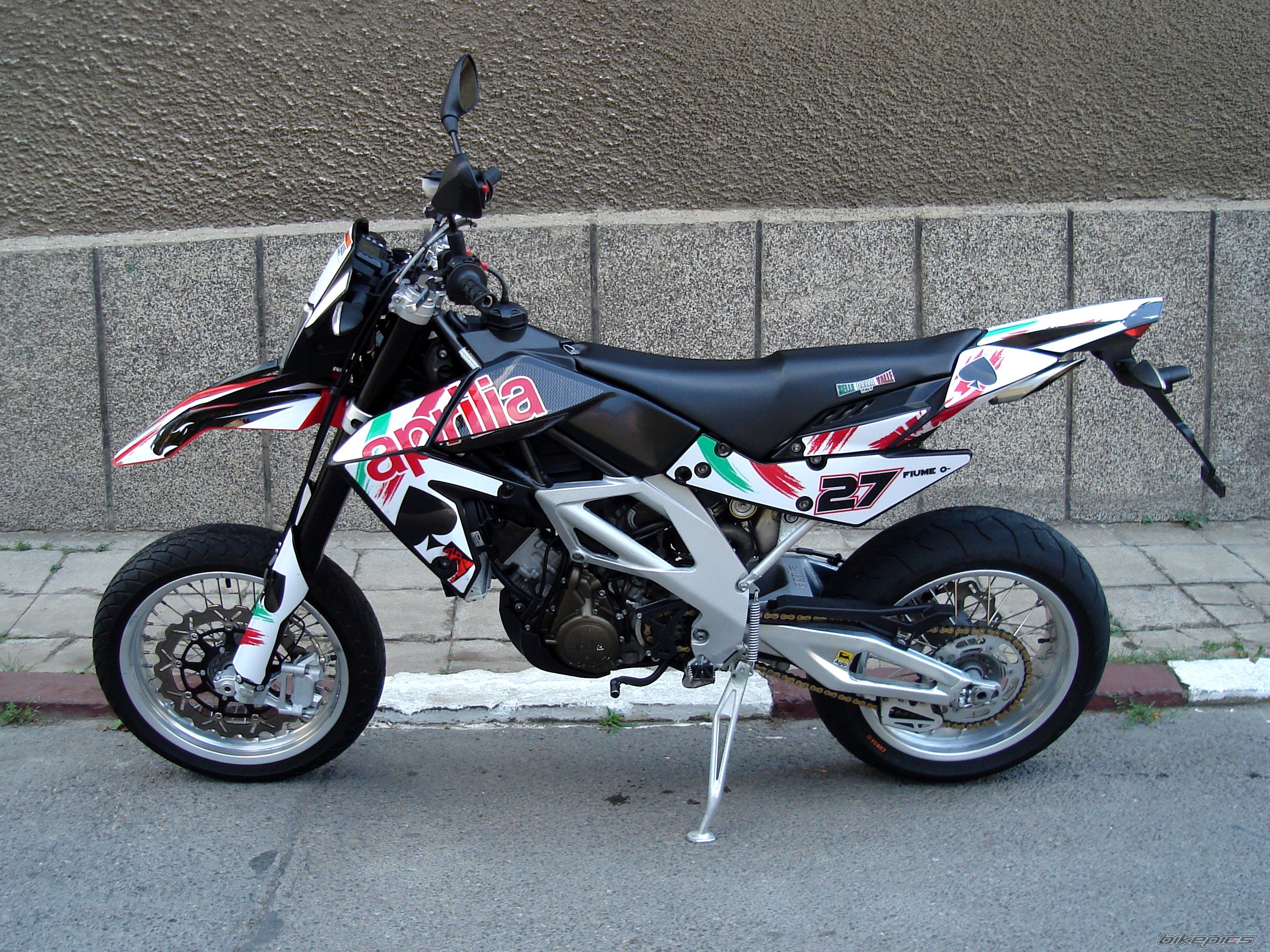 2009 APRILIA SXV 550 | Picture 2593726 motorcycle photo