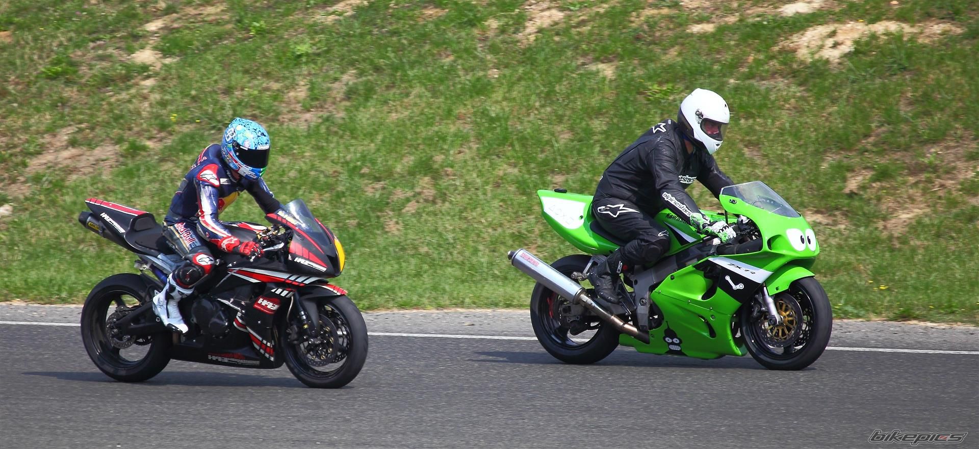 1998 KAWASAKI ZX 7R | Picture 2595595 motorcycle photo