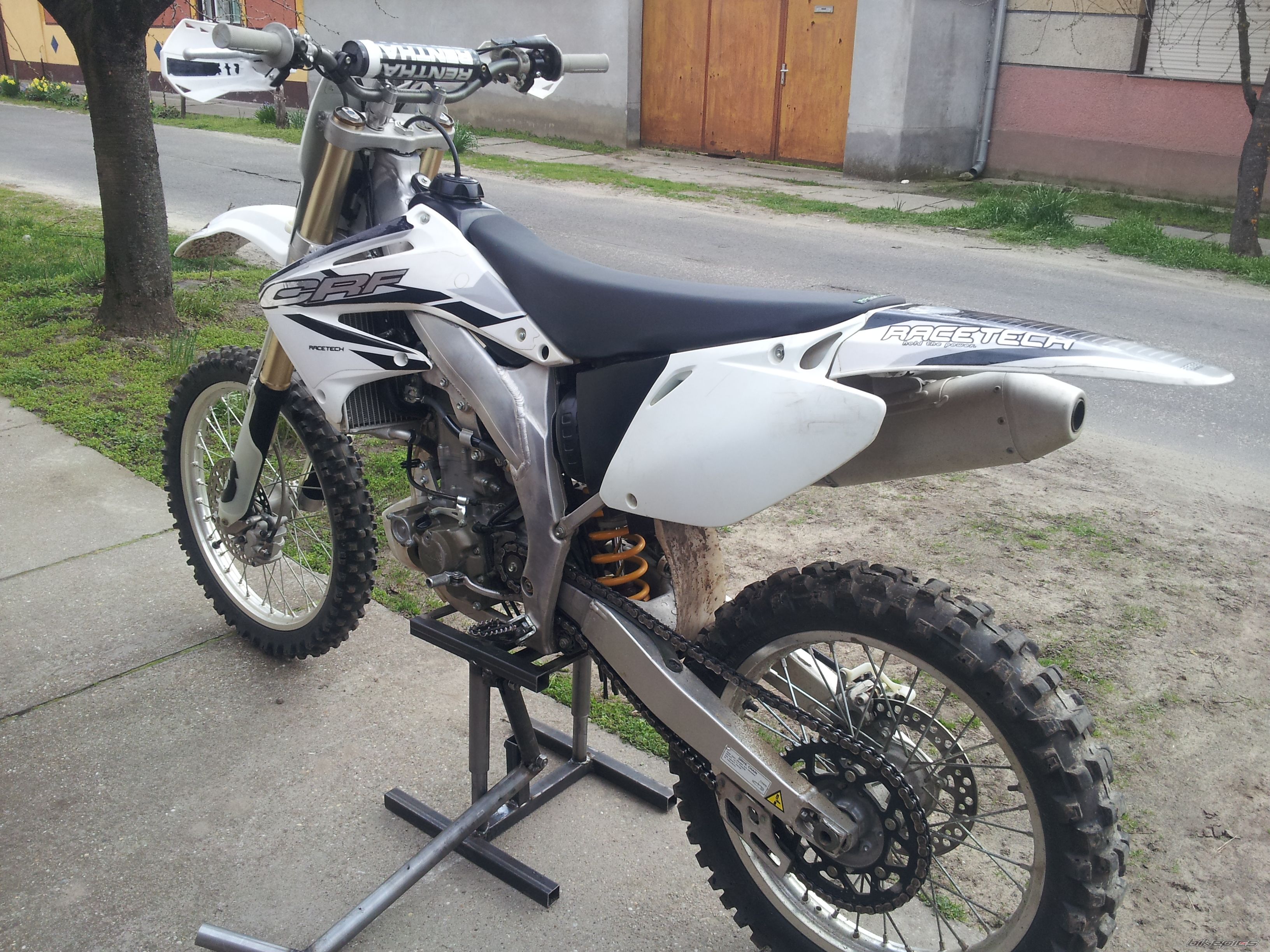 2004 HONDA CRF 450 | Picture 2598113 motorcycle photo