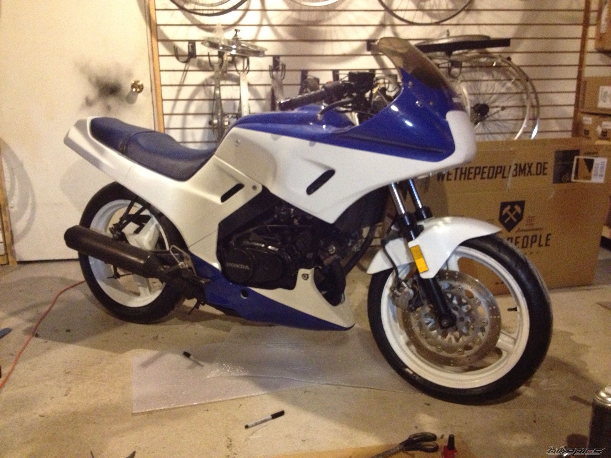 1990 HONDA VTR 250 | Picture 2598187 motorcycle photo