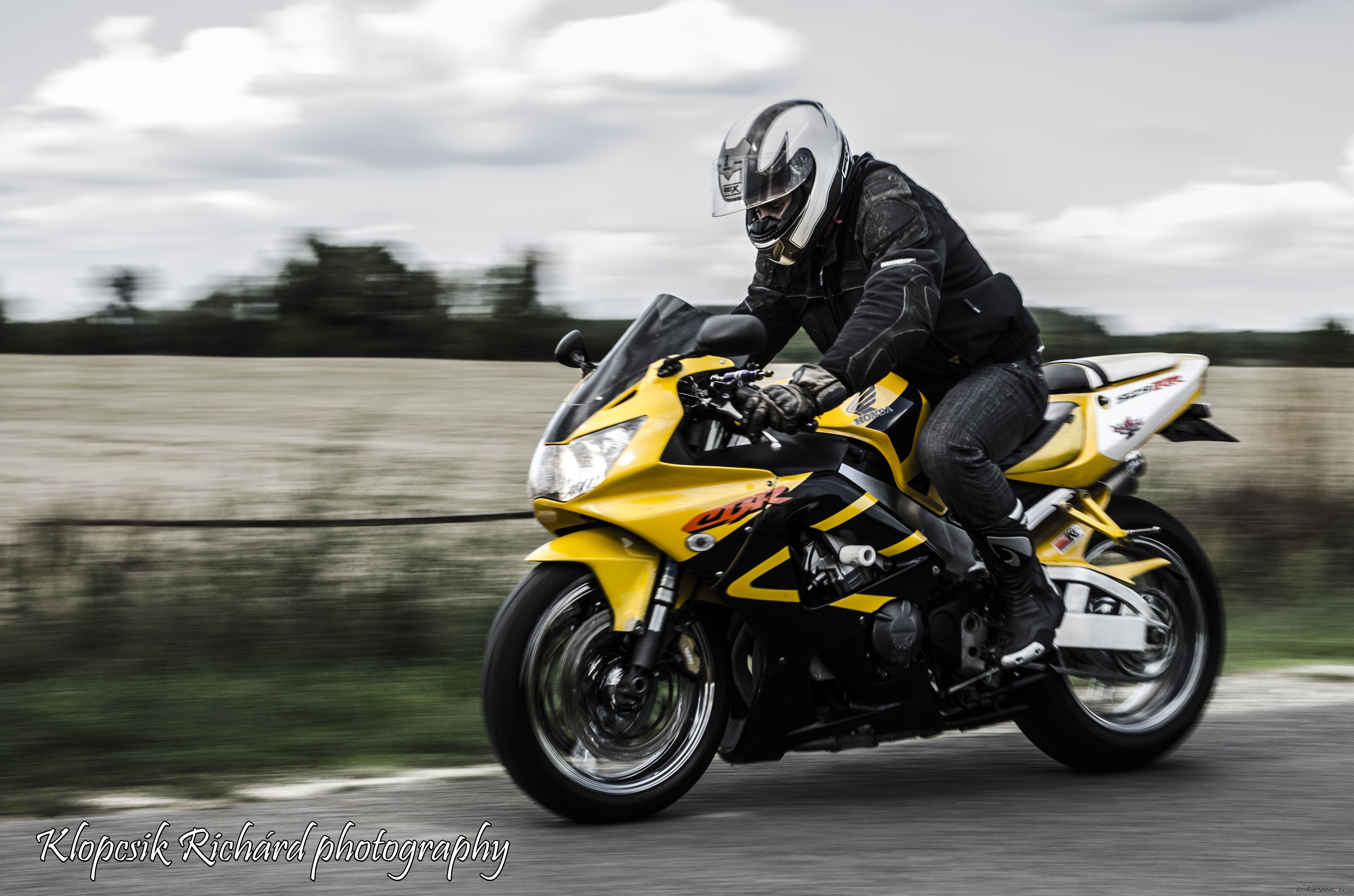 2000 HONDA CBR 929RR FIREBLADE | Picture 2599912 motorcycle photo