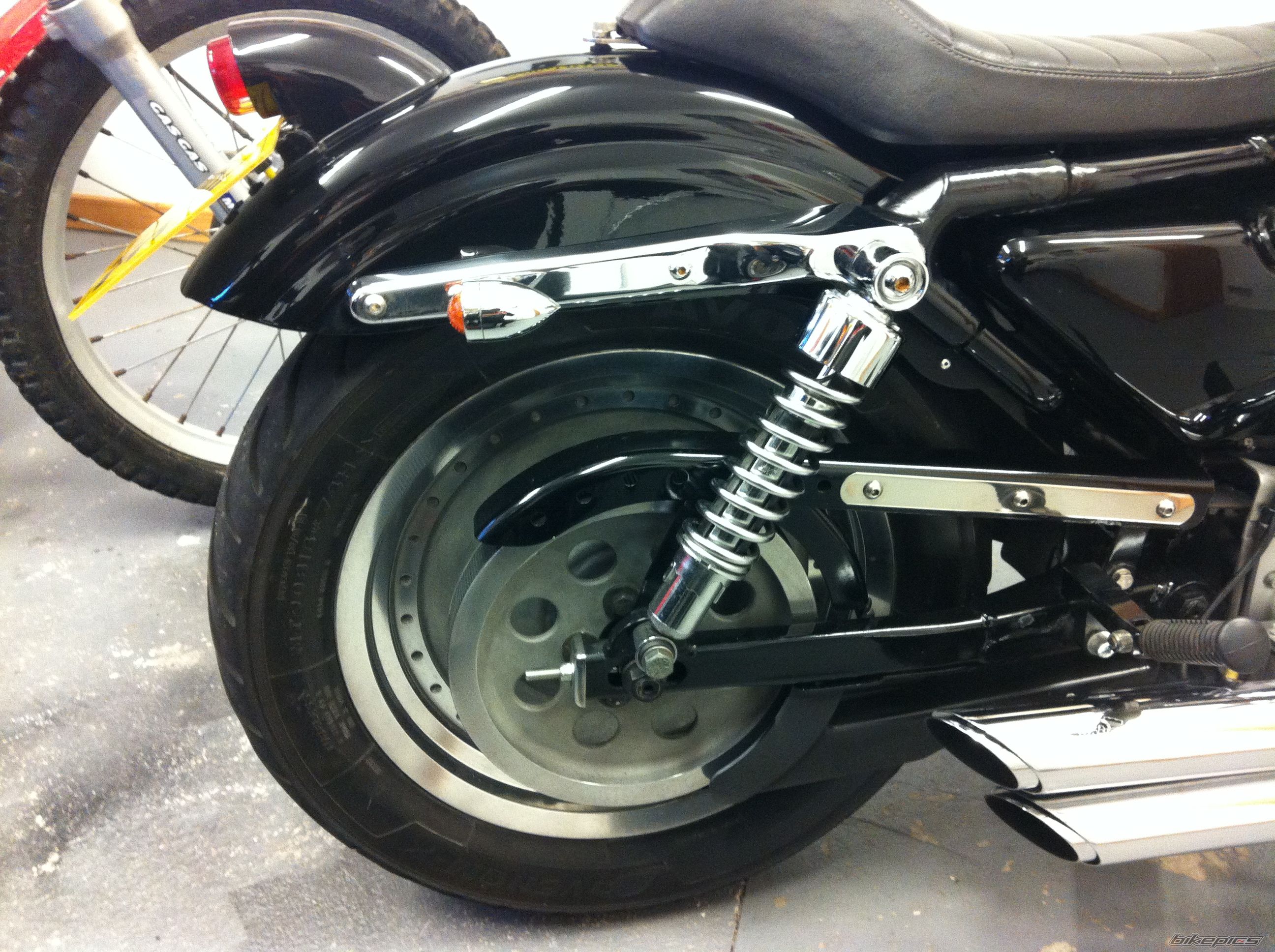 2000 HARLEY DAVIDSON CUSTOM | Picture 2600002 motorcycle photo