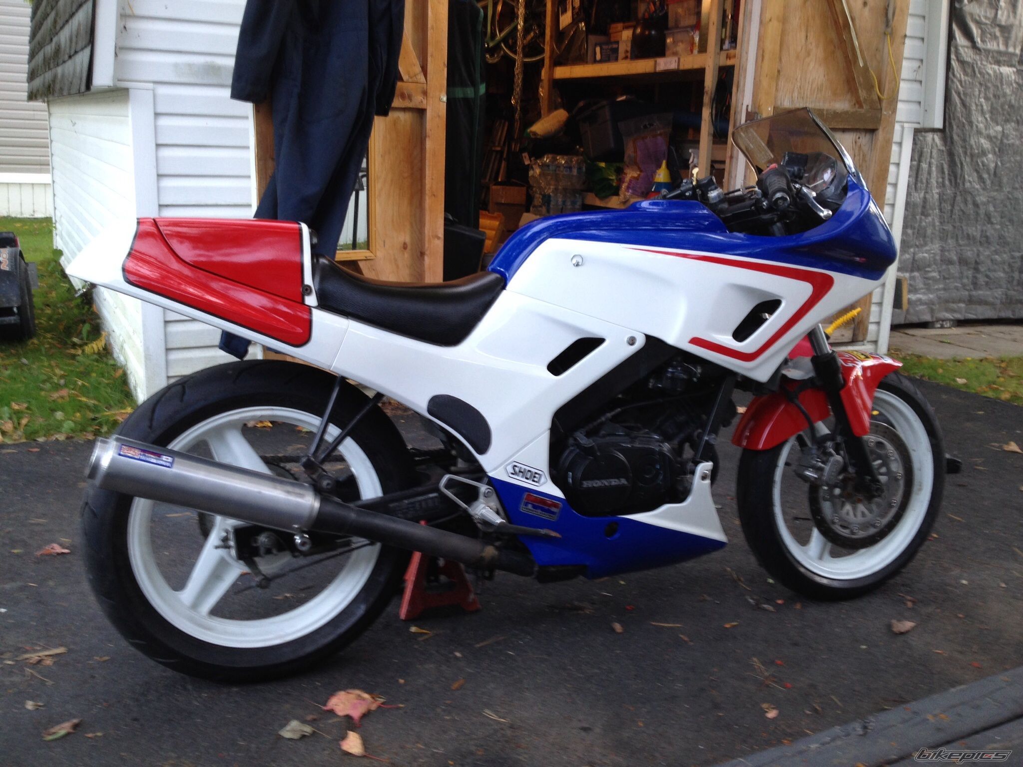 1990 HONDA VTR 250 | Picture 2600384 motorcycle photo