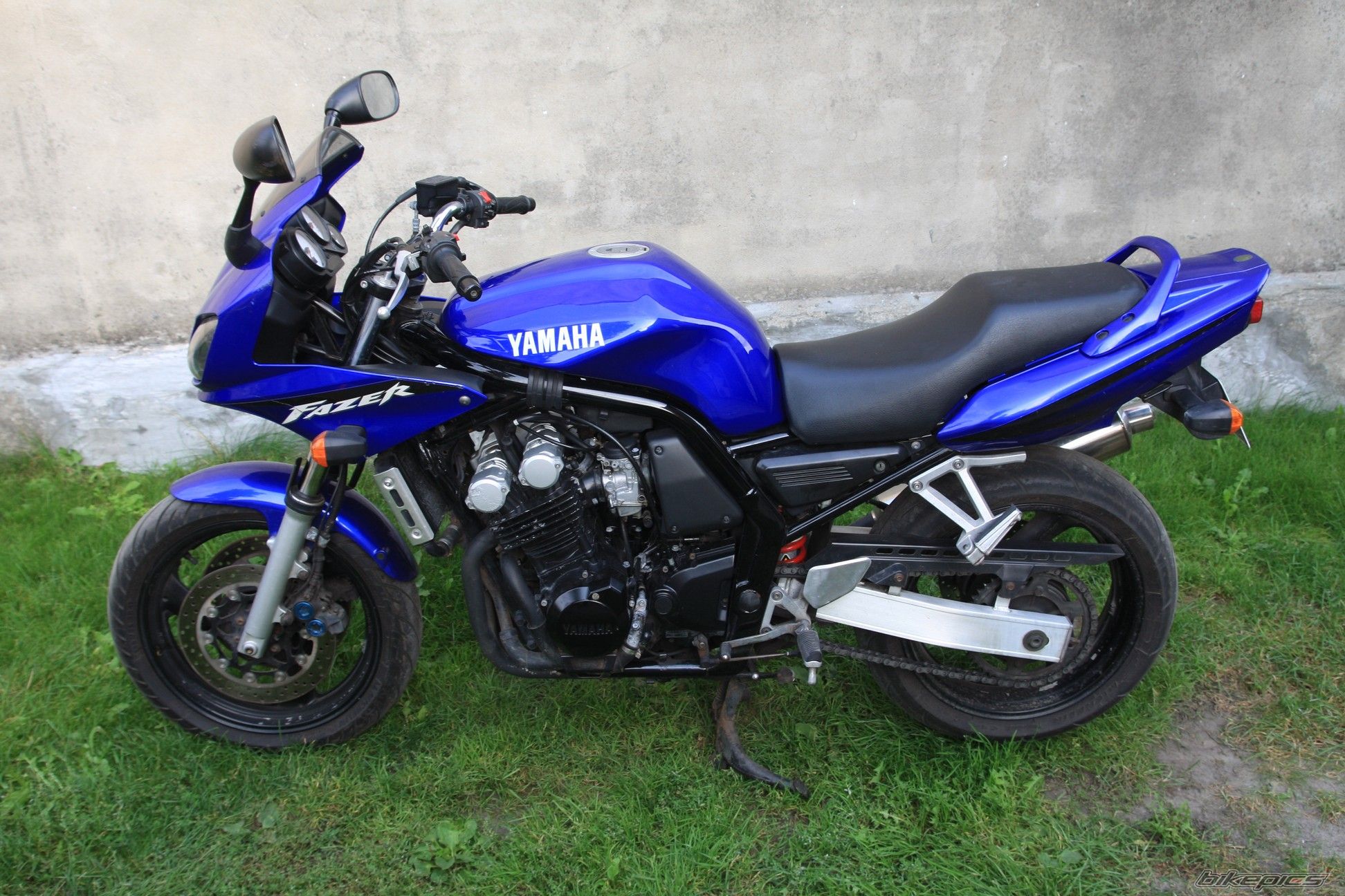 2002 YAMAHA FZS 600 FAZER | Picture 2601027 motorcycle photo