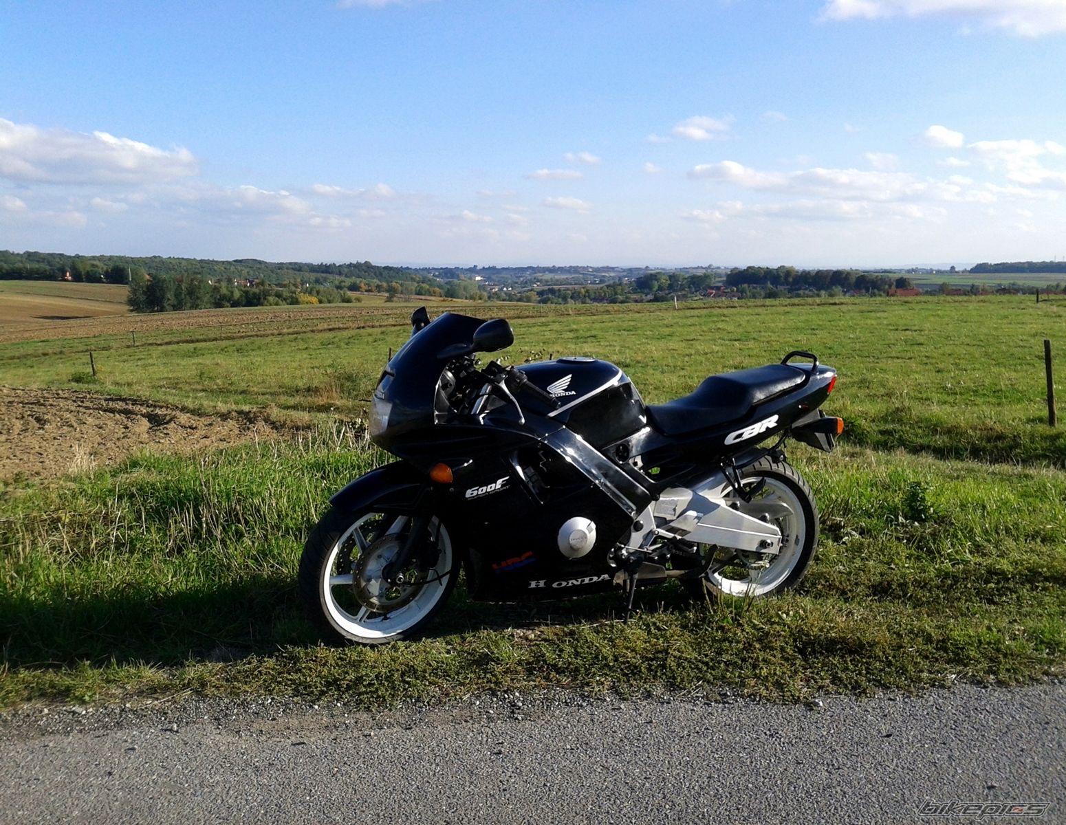 1991 HONDA CBR 600 | Picture 2601934 motorcycle photo