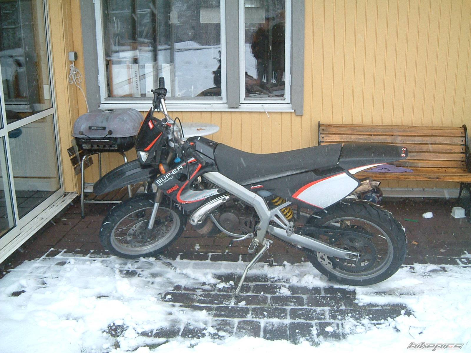 2001 DERBI SENDA SM 50 | Picture 260203 motorcycle photo