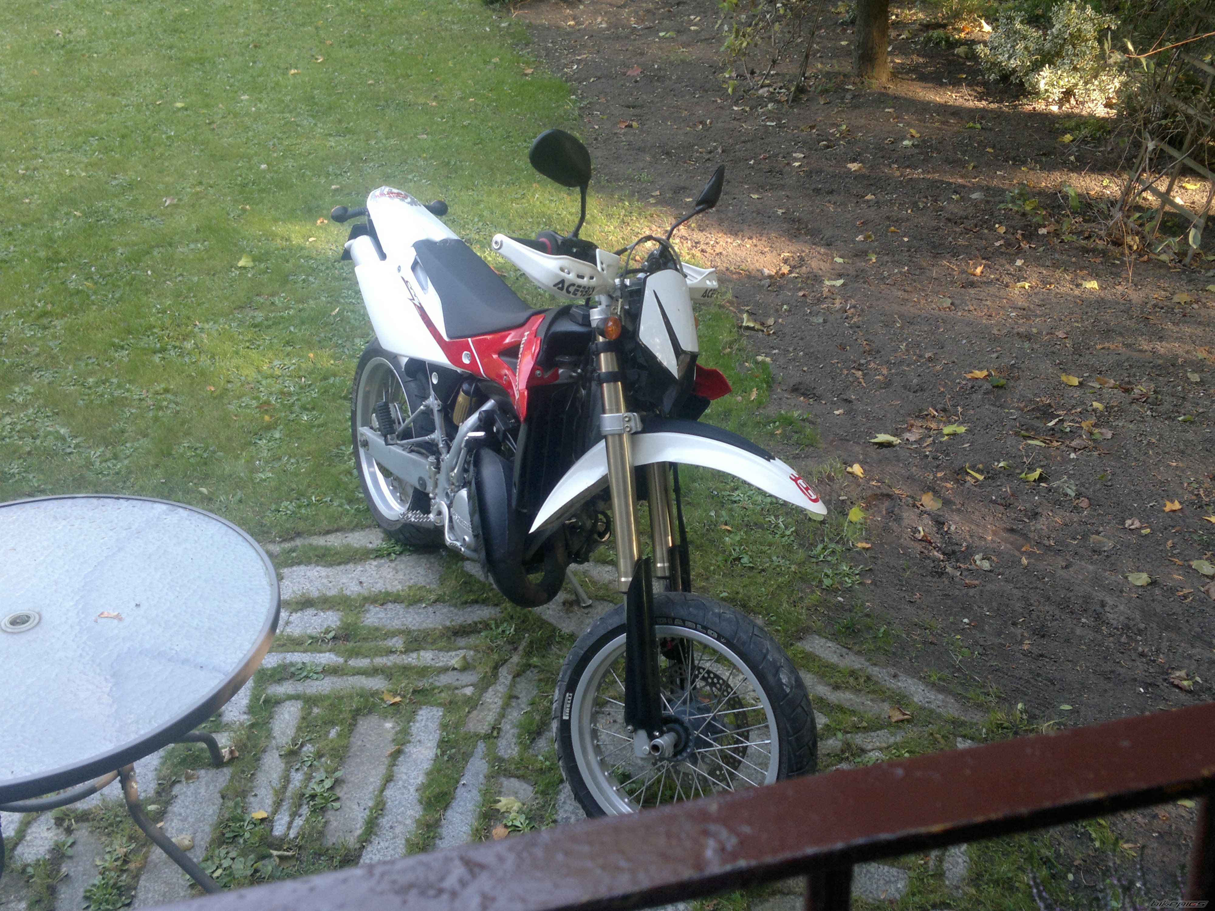 2008 HUSQVARNA SM 125 S | Picture 2603880 motorcycle photo