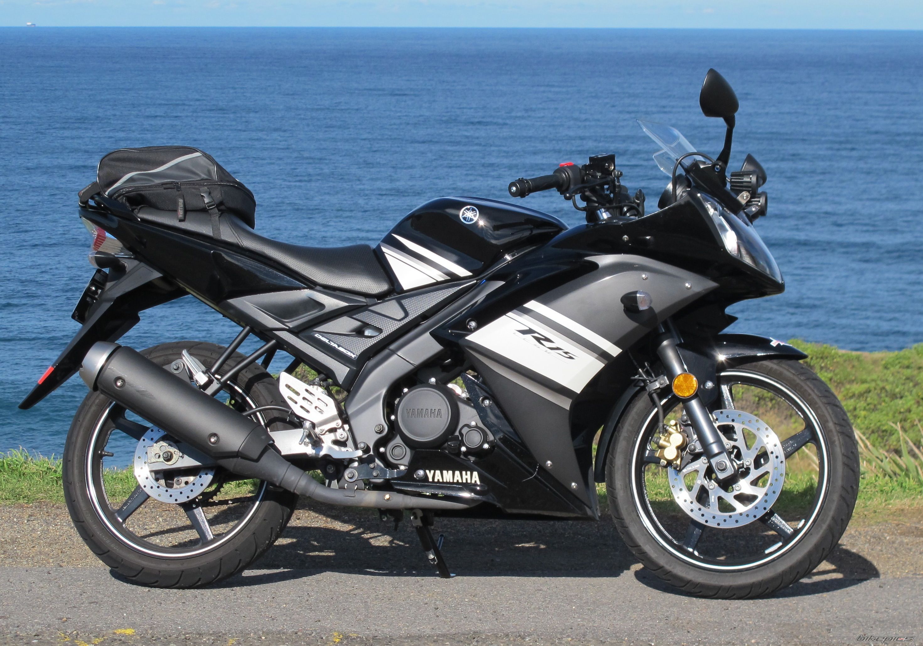 2012 YAMAHA YZF R15 | Picture 2603991 motorcycle photo