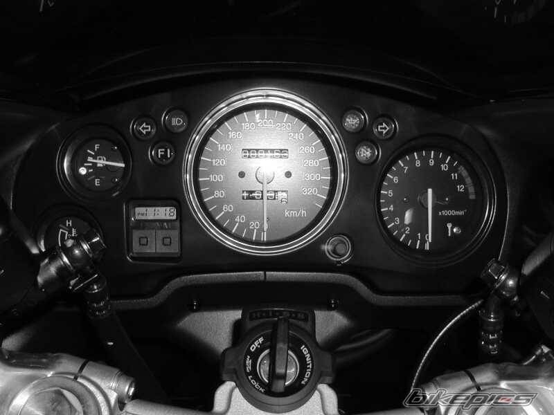 2000 HONDA CB 1100 | Picture 26050 motorcycle photo