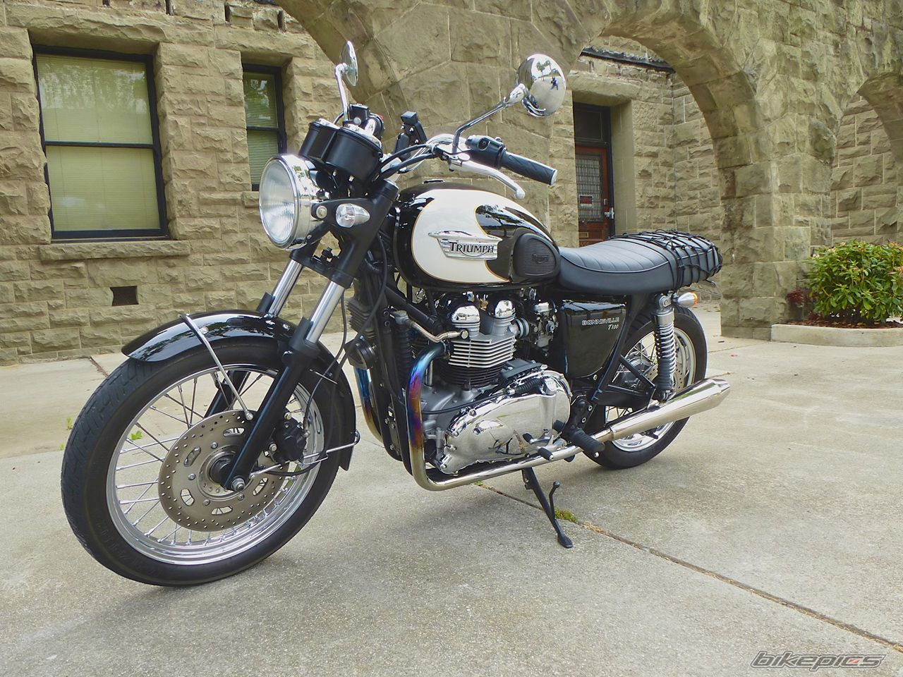 2008 TRIUMPH BONNEVILLE T100 | Picture 2605359 motorcycle photo