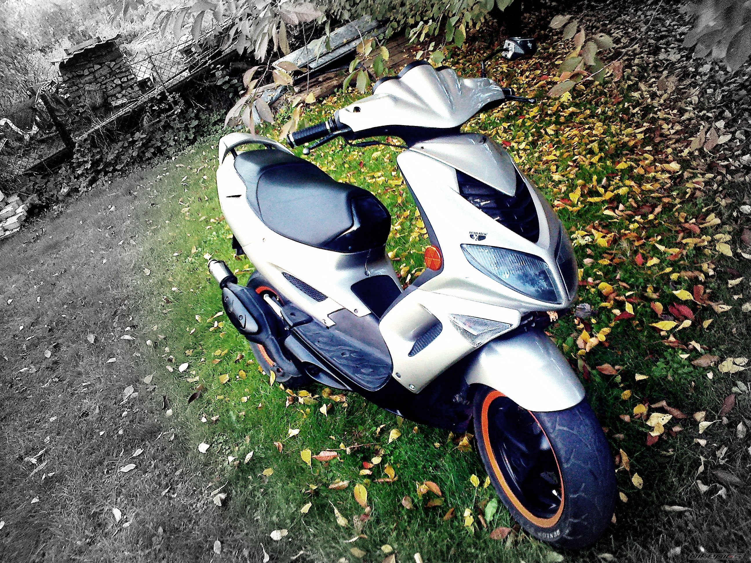 2002 PEUGEOT SPEEDFIGHT2 50 | Picture 2605366 motorcycle photo