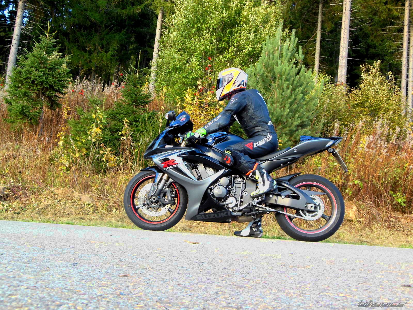 2006 SUZUKI GSX R 600 | Picture 2607282 motorcycle photo