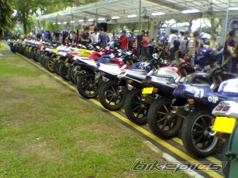 1998 HONDA RVF 400 | Picture 261040 motorcycle photo