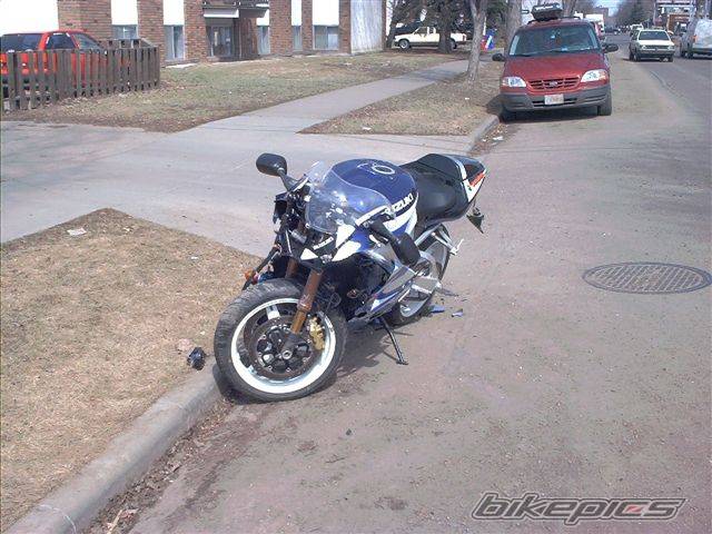2001 SUZUKI GSX R 1000 | Picture 26105 motorcycle photo