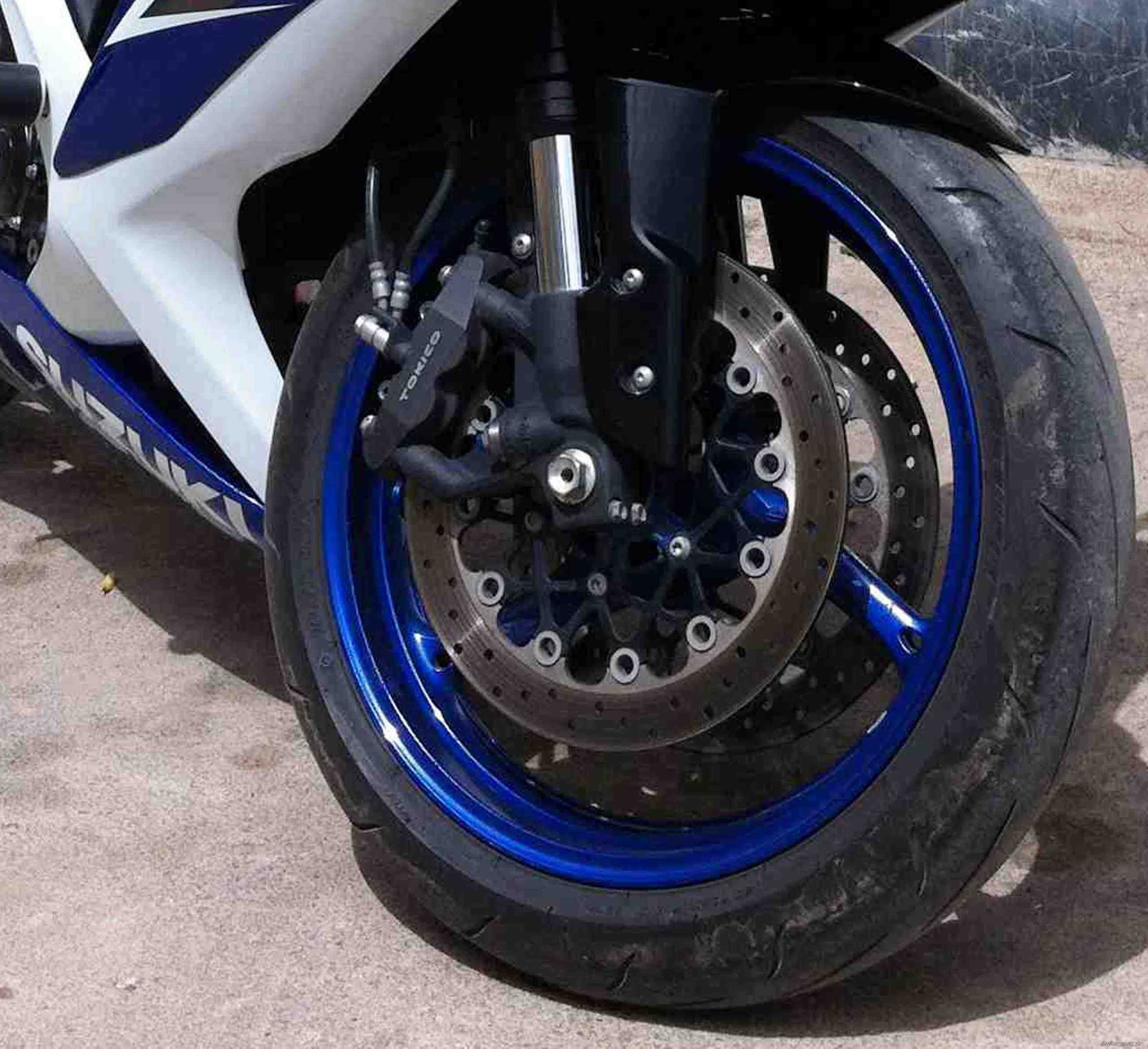2010 SUZUKI GSX 750 | Picture 2611003 motorcycle photo