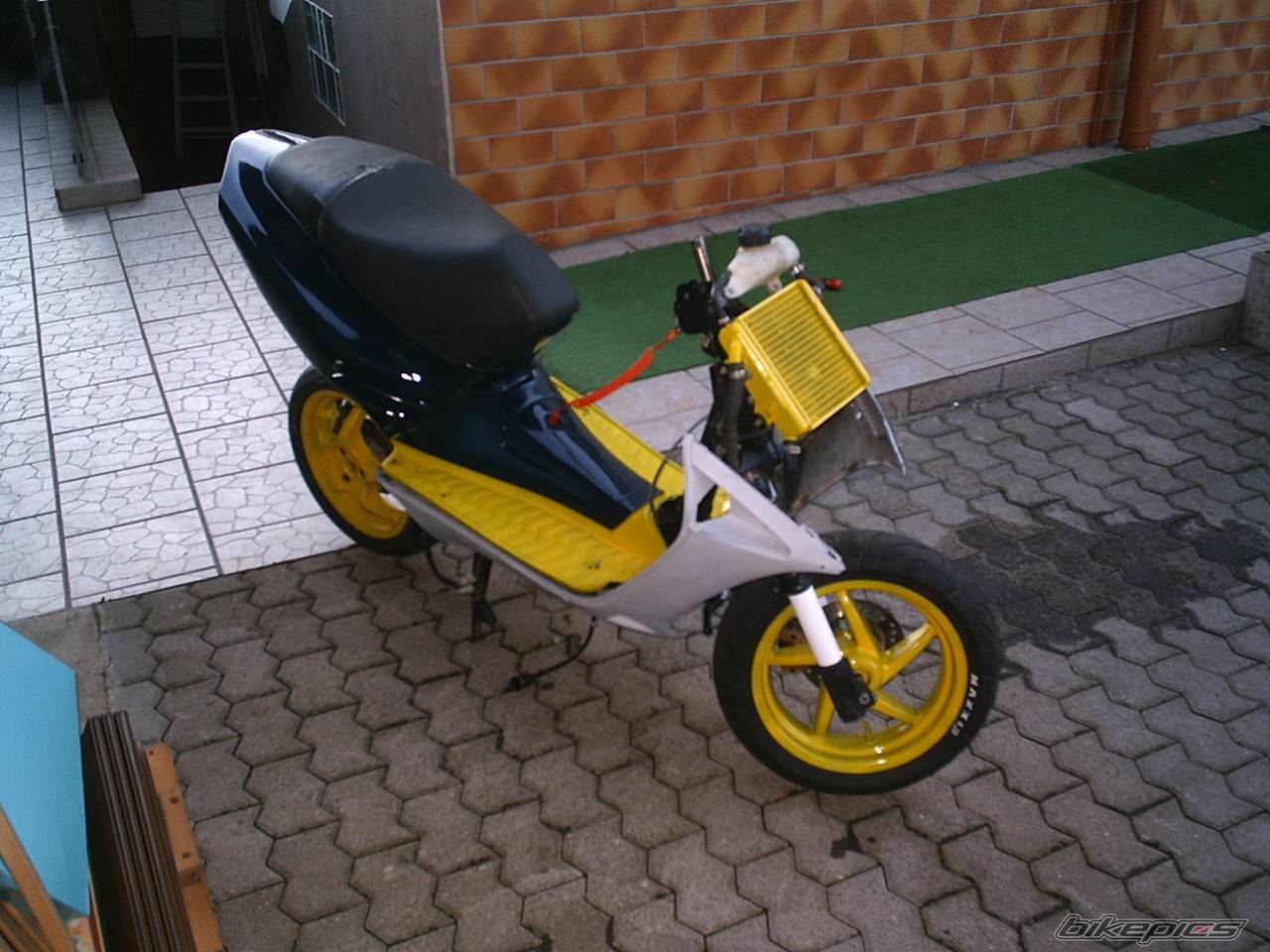 1993 APRILIA SR 50 | Picture 261125 motorcycle photo