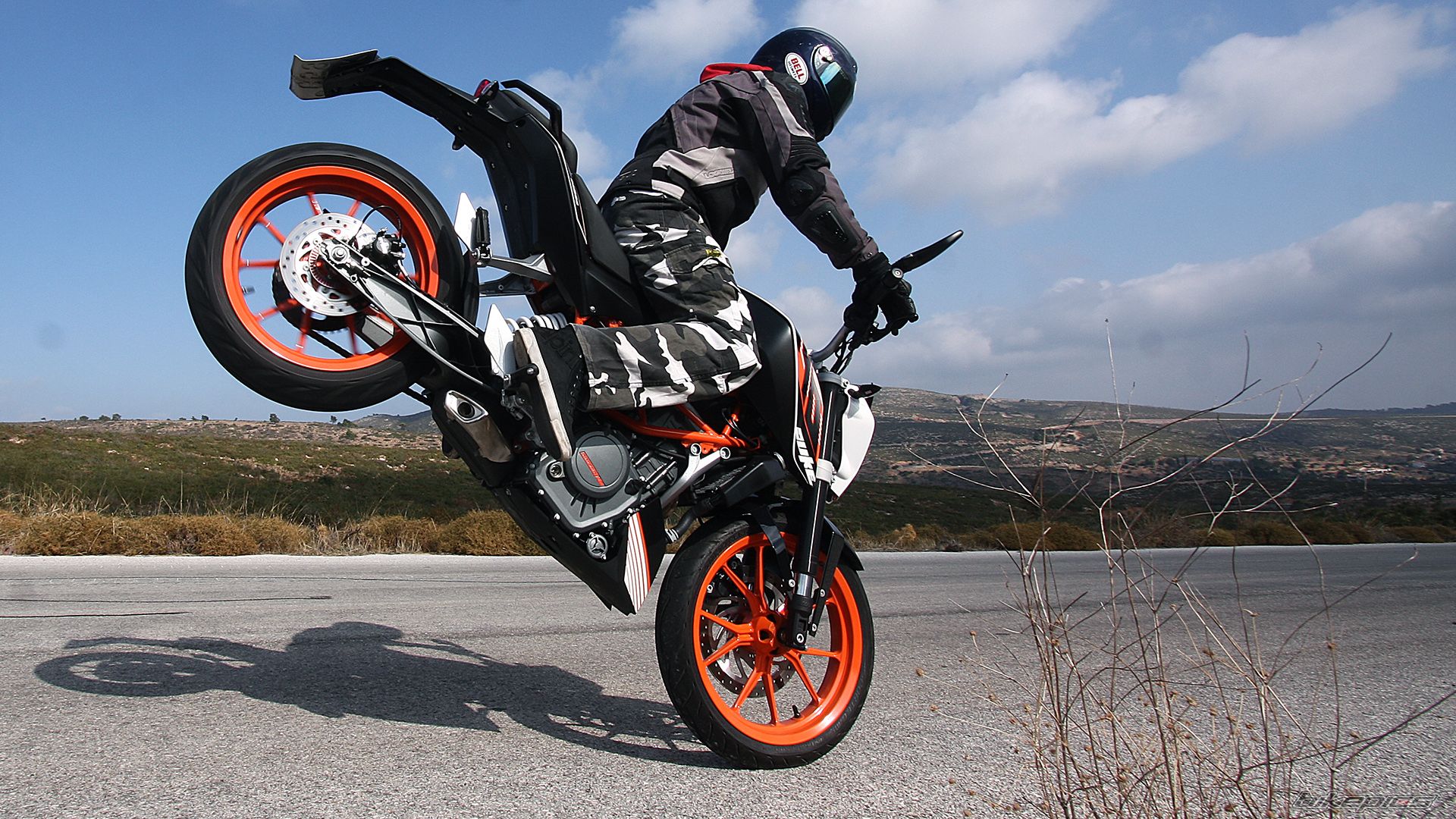 2013 KTM DUKE 390 | Picture 2612031 motorcycle photo