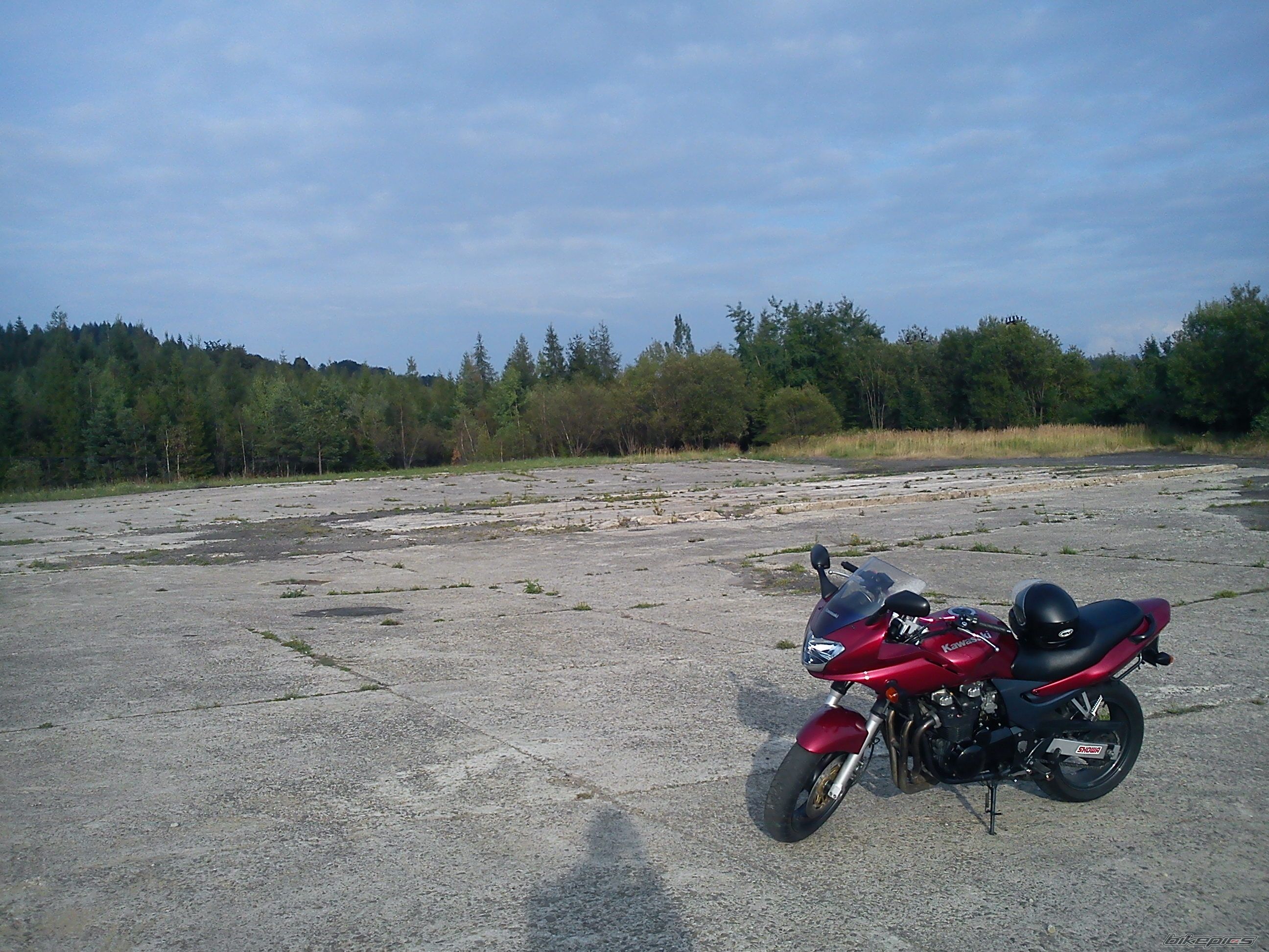 2002 KAWASAKI ZR7S | Picture 2612483 motorcycle photo