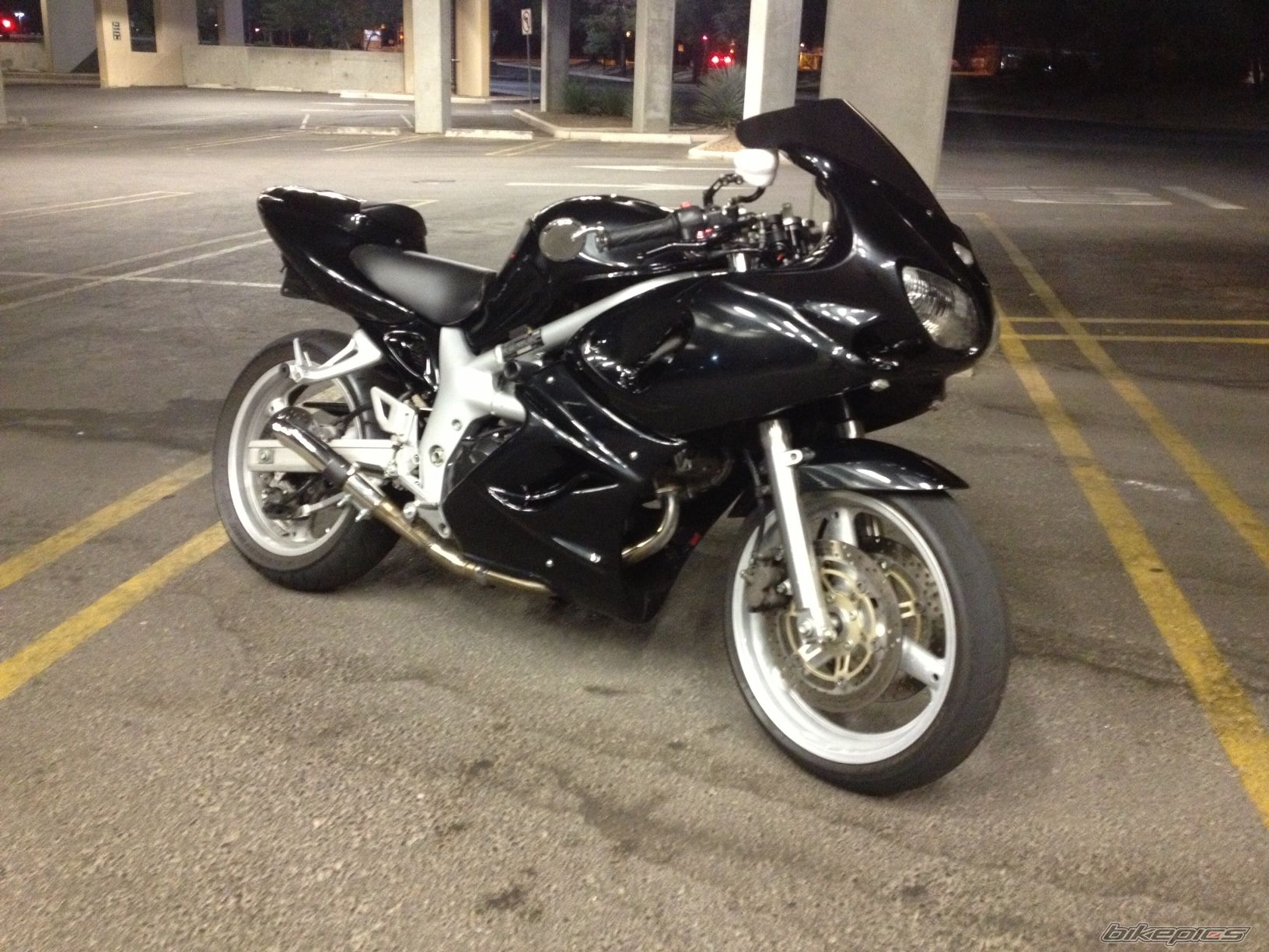 2001 SUZUKI SV650S | Picture 2617027 motorcycle photo