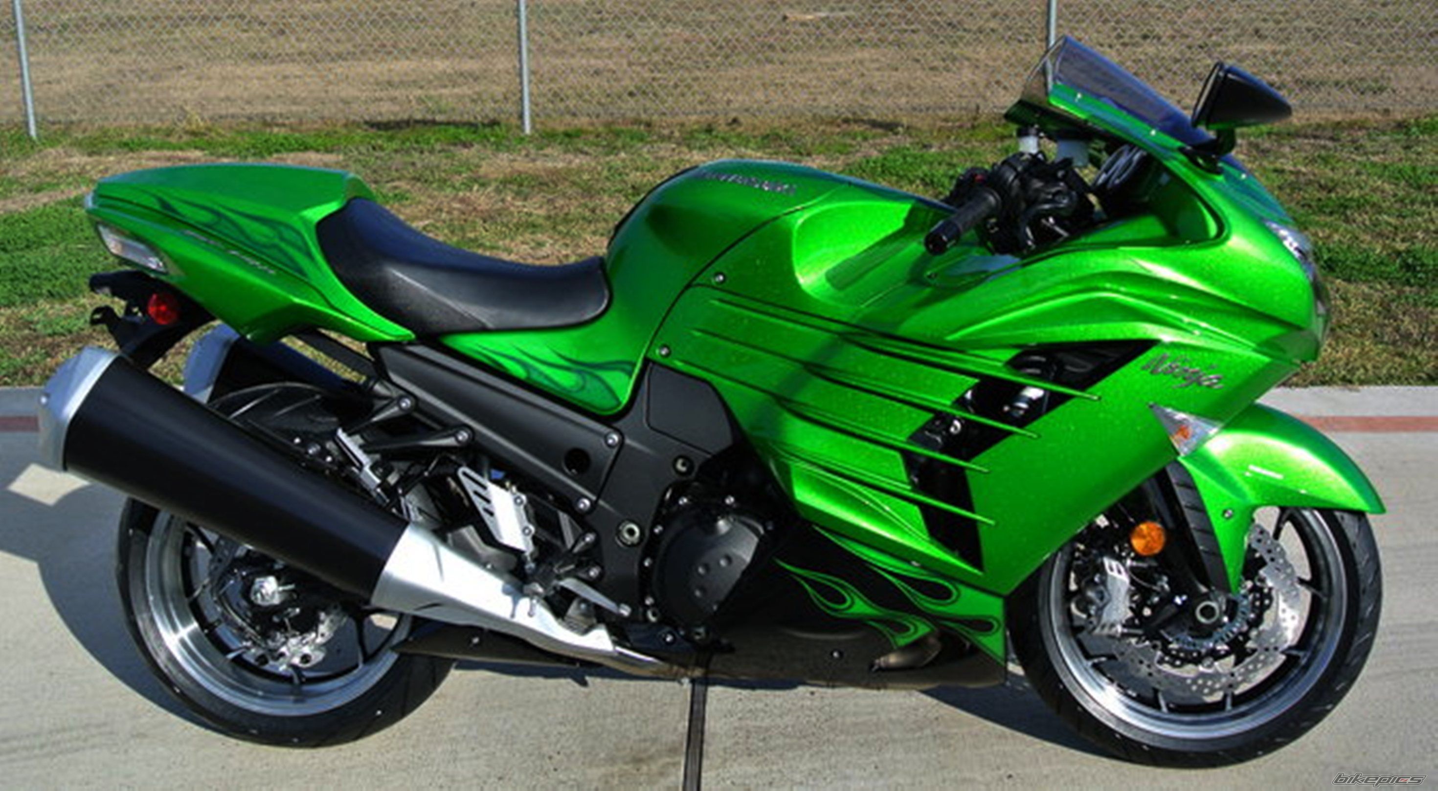 2014 KAWASAKI ZX14R | Picture 2617029 motorcycle photo