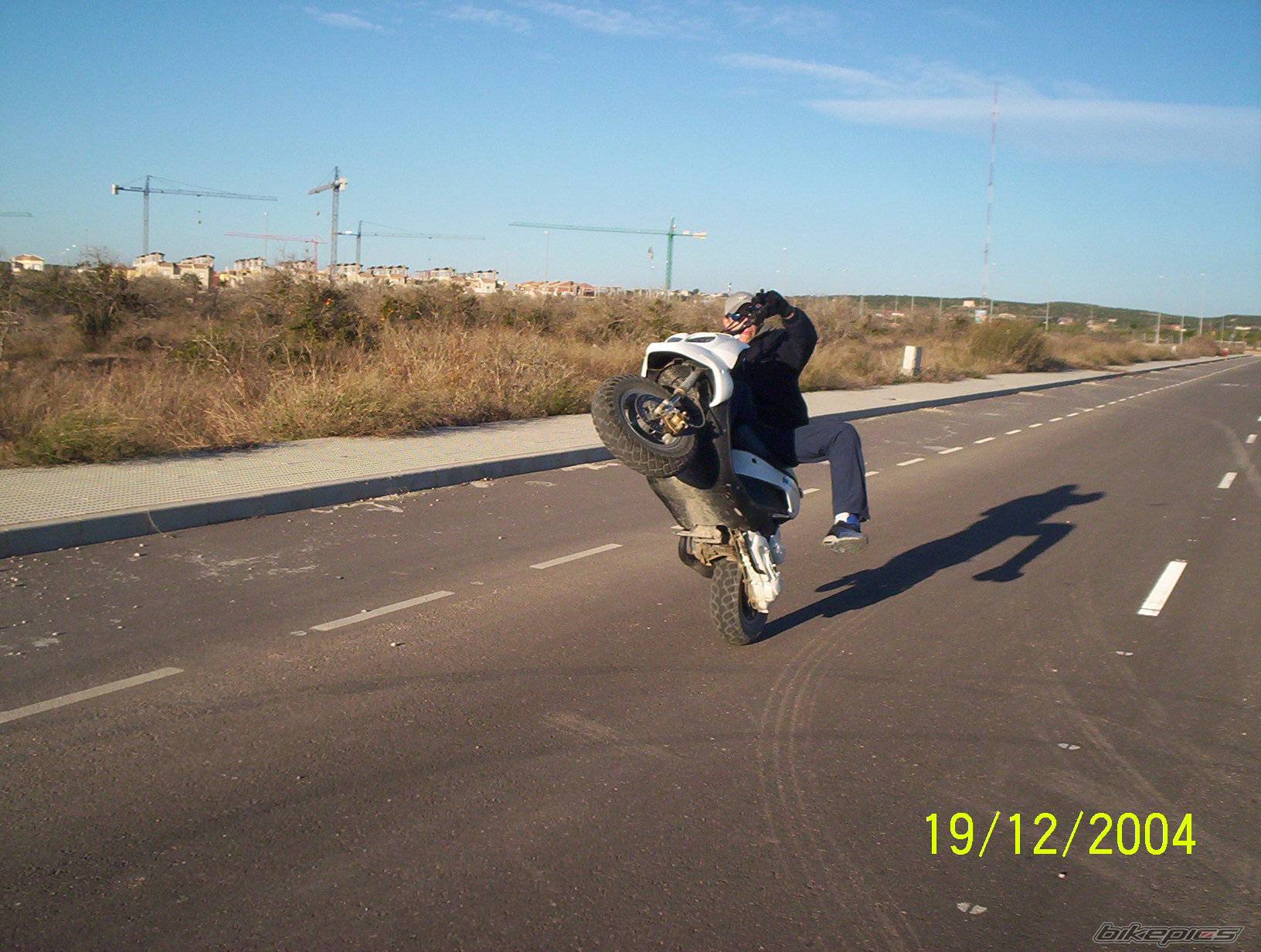 2003 PEUGEOT TREKKER 50 | Picture 261990 motorcycle photo