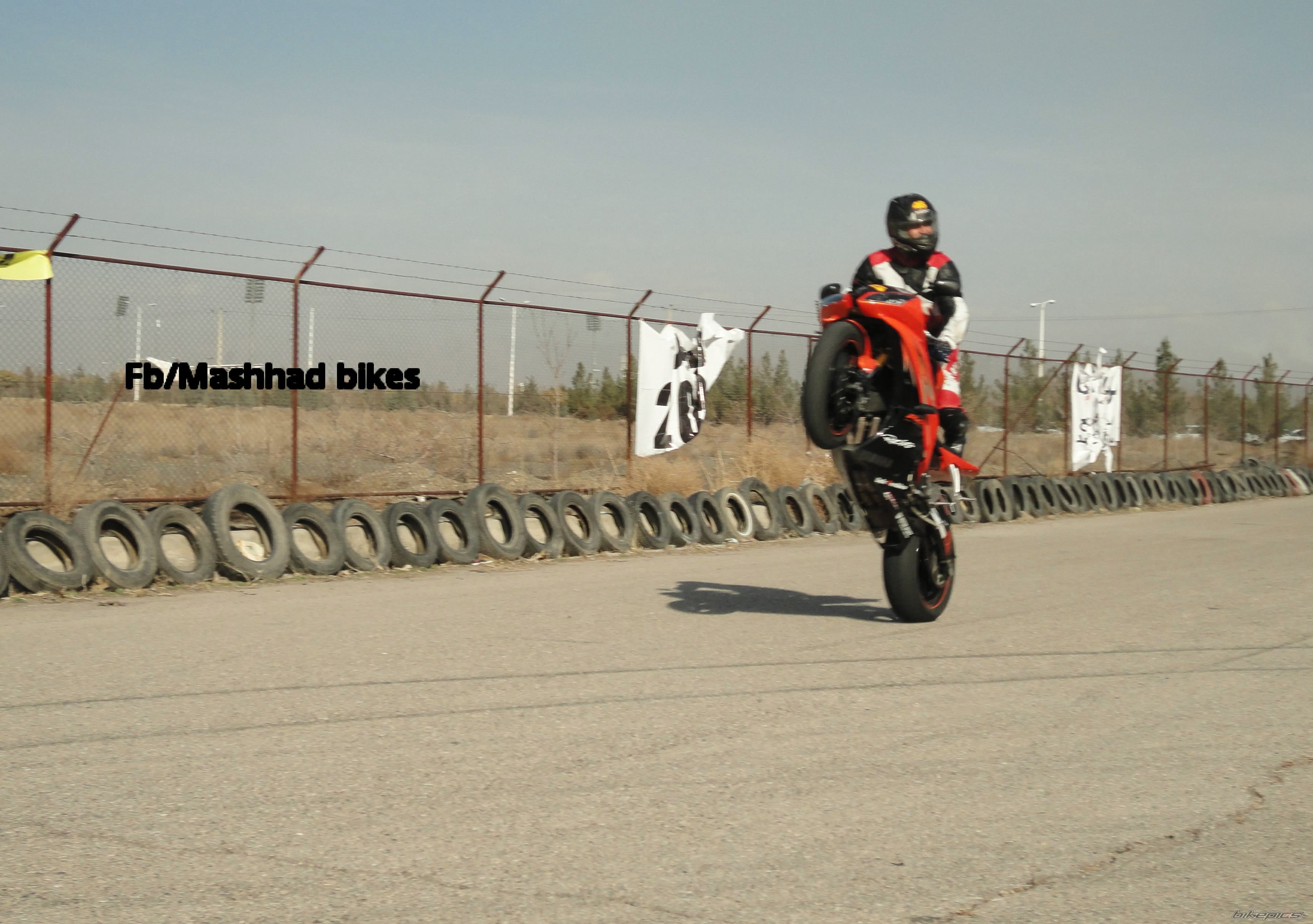 2011 YAMAHA YZF R6 | Picture 2621850 motorcycle photo