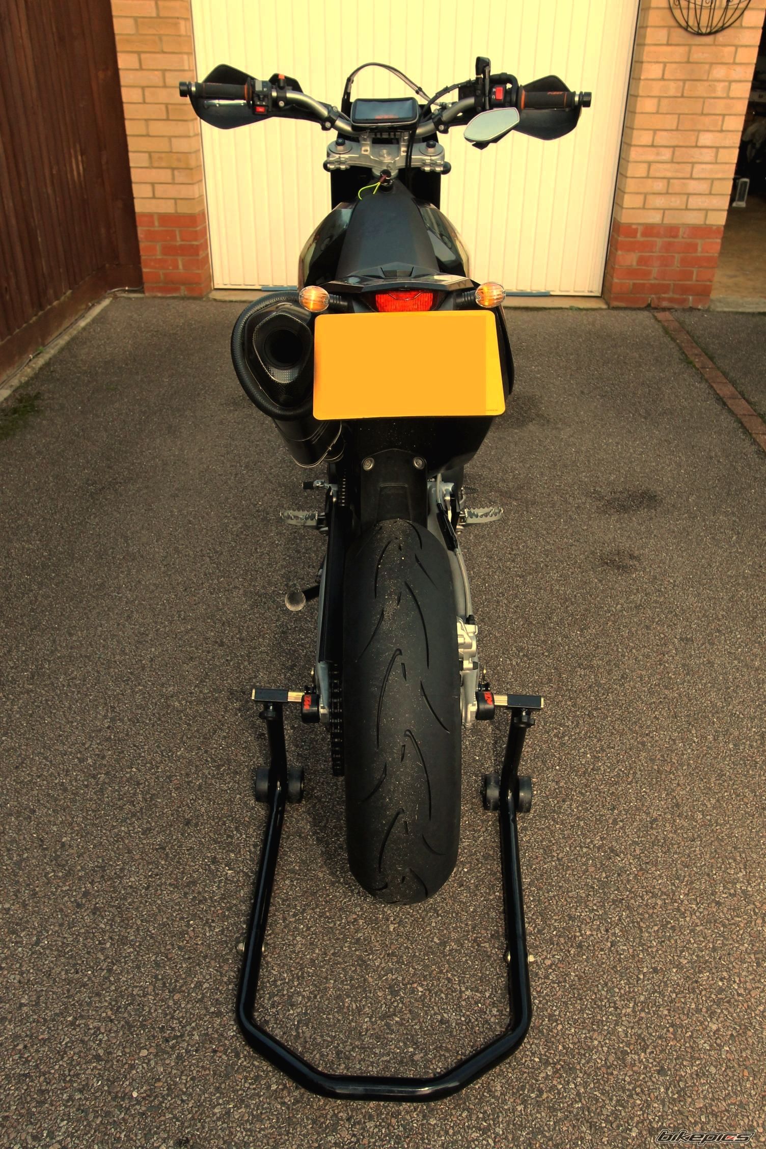 2011 KTM 690 SMC | Picture 2623904 motorcycle photo