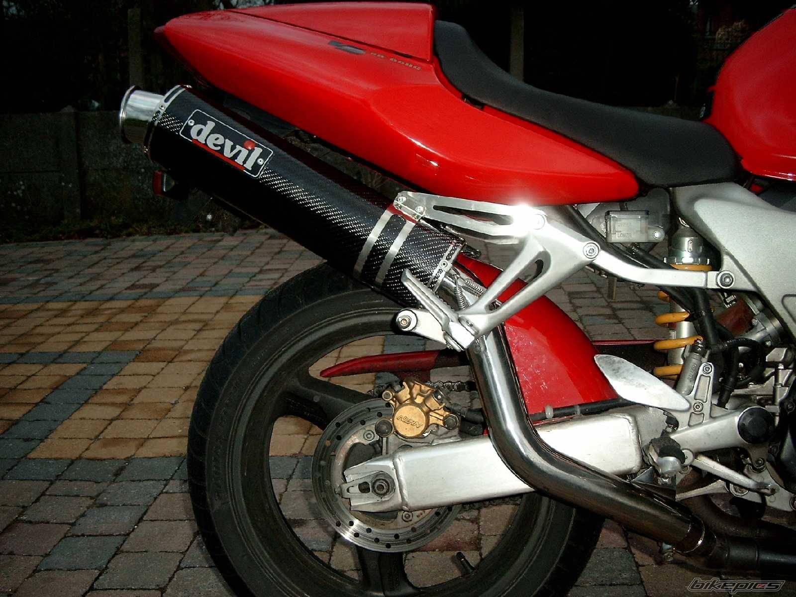 1998 HONDA VTR 1000 | Picture 262626 motorcycle photo