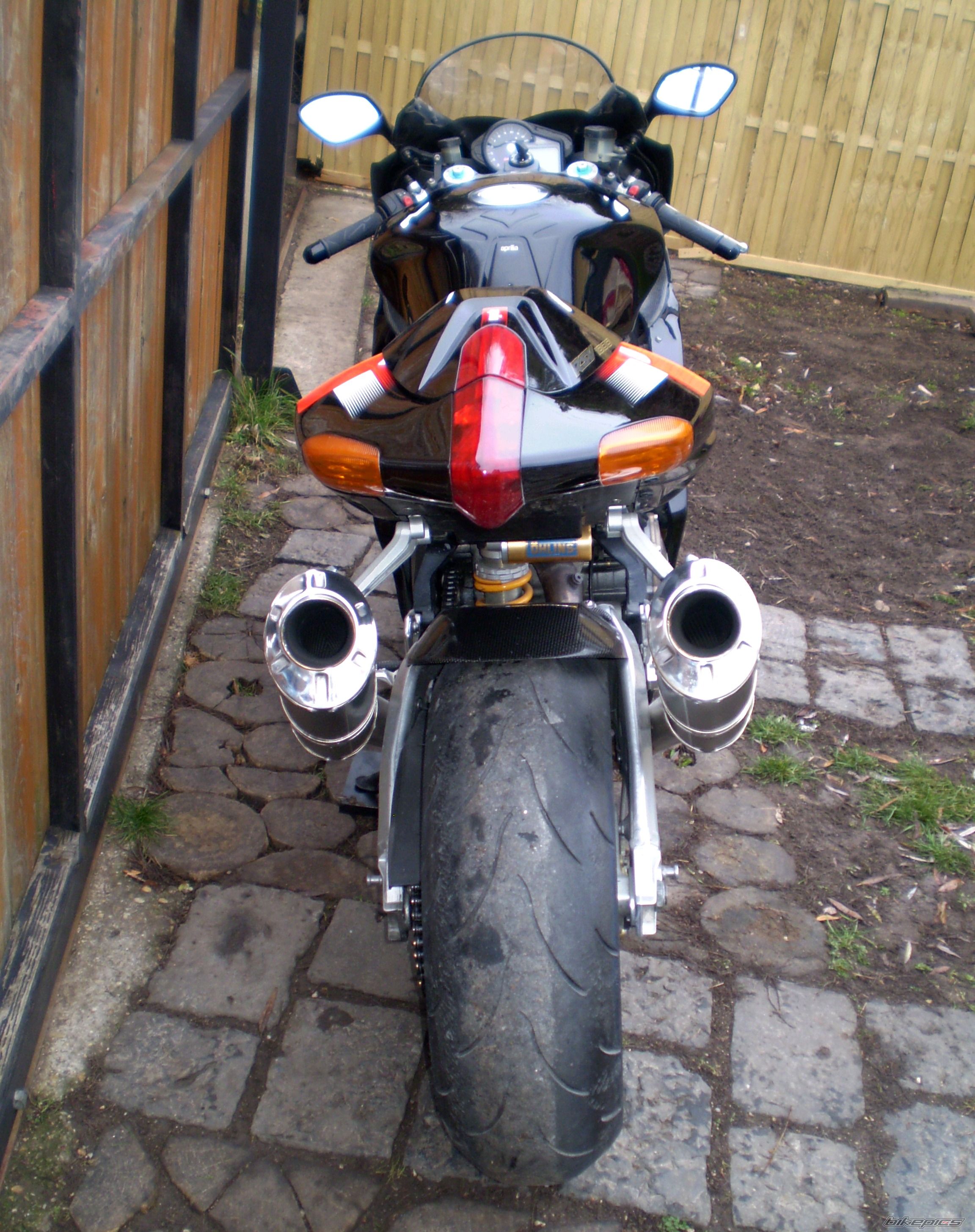 2004 APRILIA RSV MILLE FACTORY | Picture 2626537 motorcycle photo